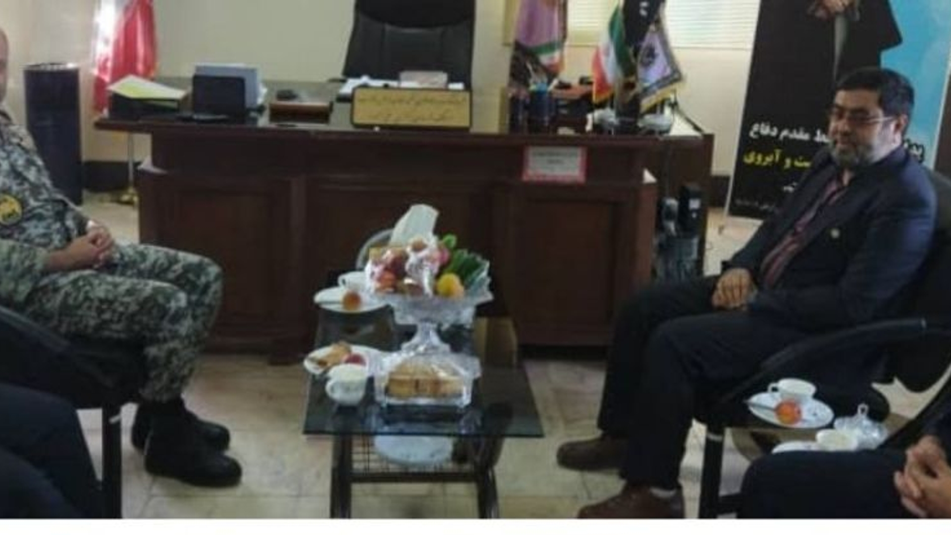 بازدید فرماندار شهرستان خنداب از یگان پدافند هوایی