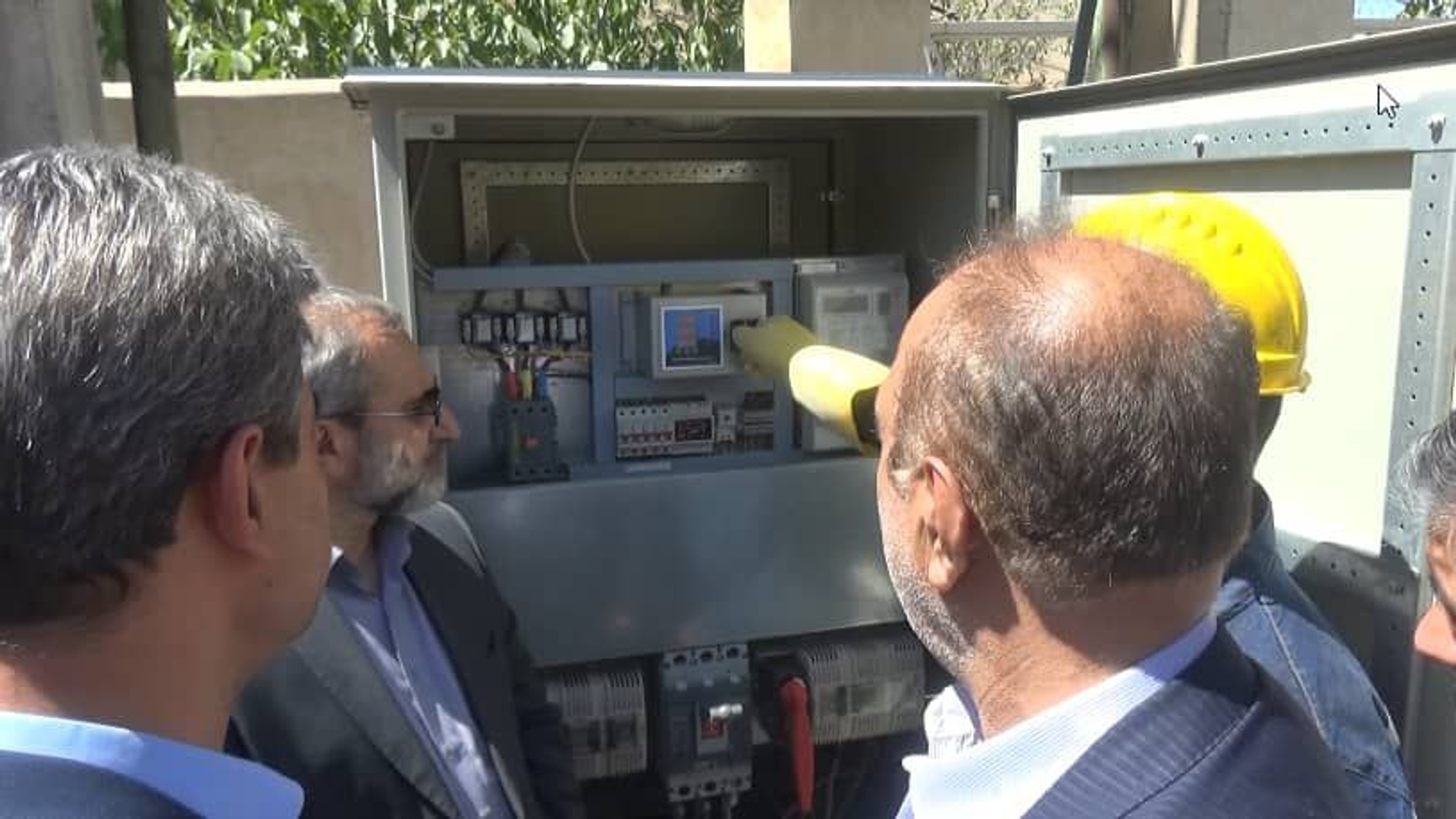 افتتاح همزمان شش طرح برق رسانی