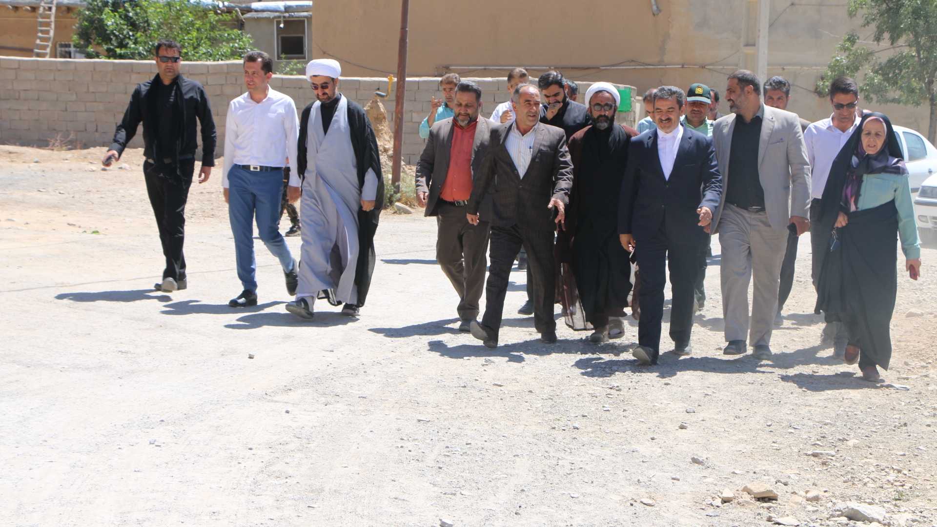 اجرای بیش از چندین برنامه در بخش زالیان با حضور فرماندارشهرستان شازند