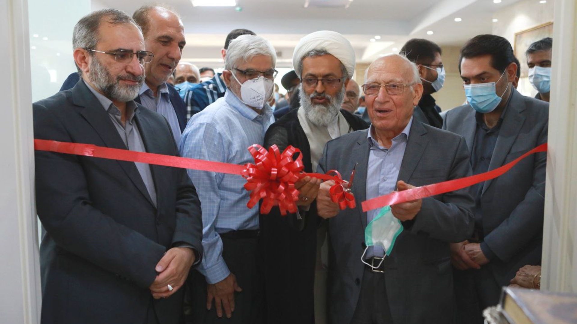 مرکز دیالیز علیرضا پرنیان پور افتتاح شد.