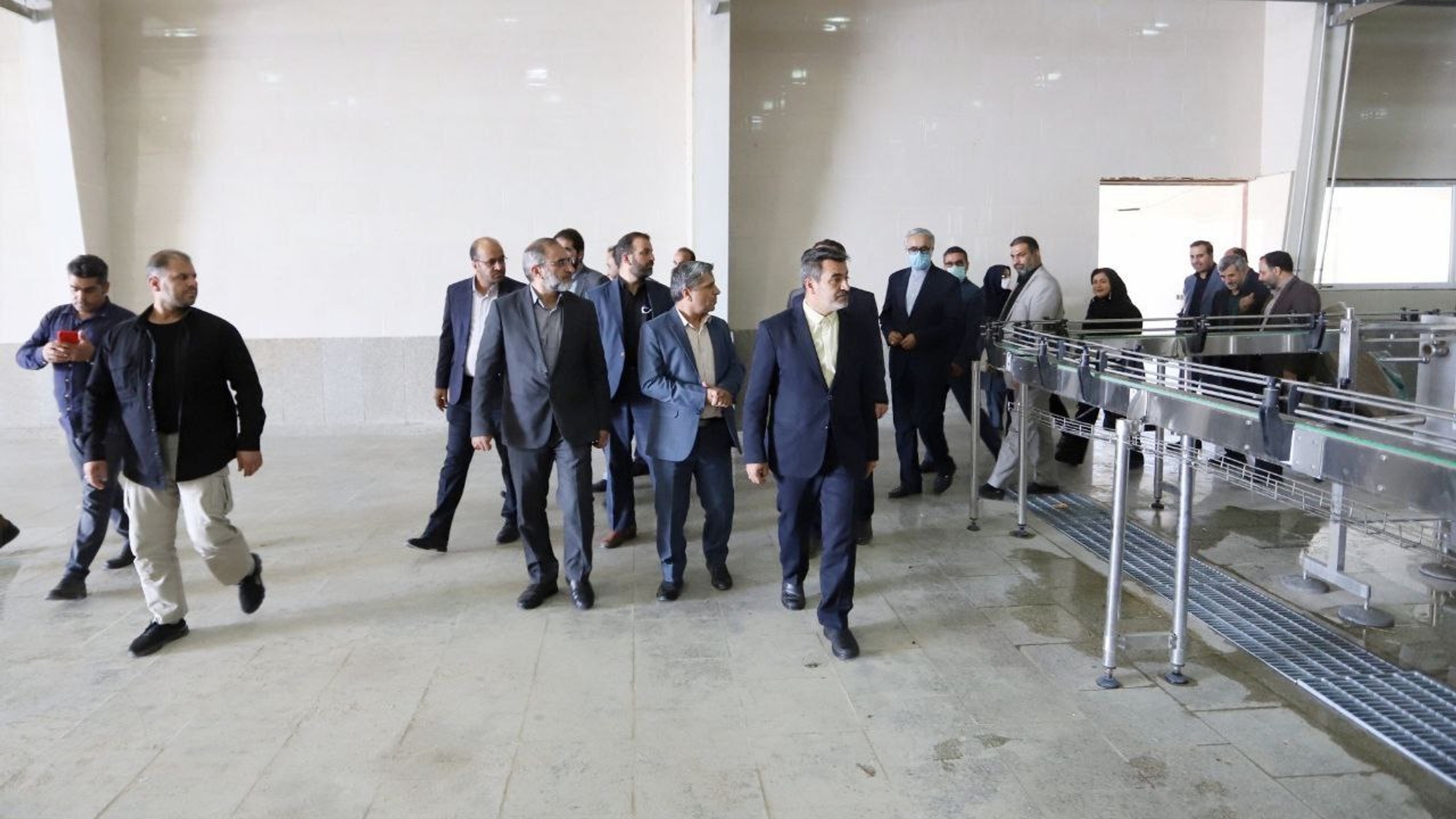 بازدید از روند تکمیل و فازبندی شرکت تولیدی بهنوش در شهرک صنعتی آستانه