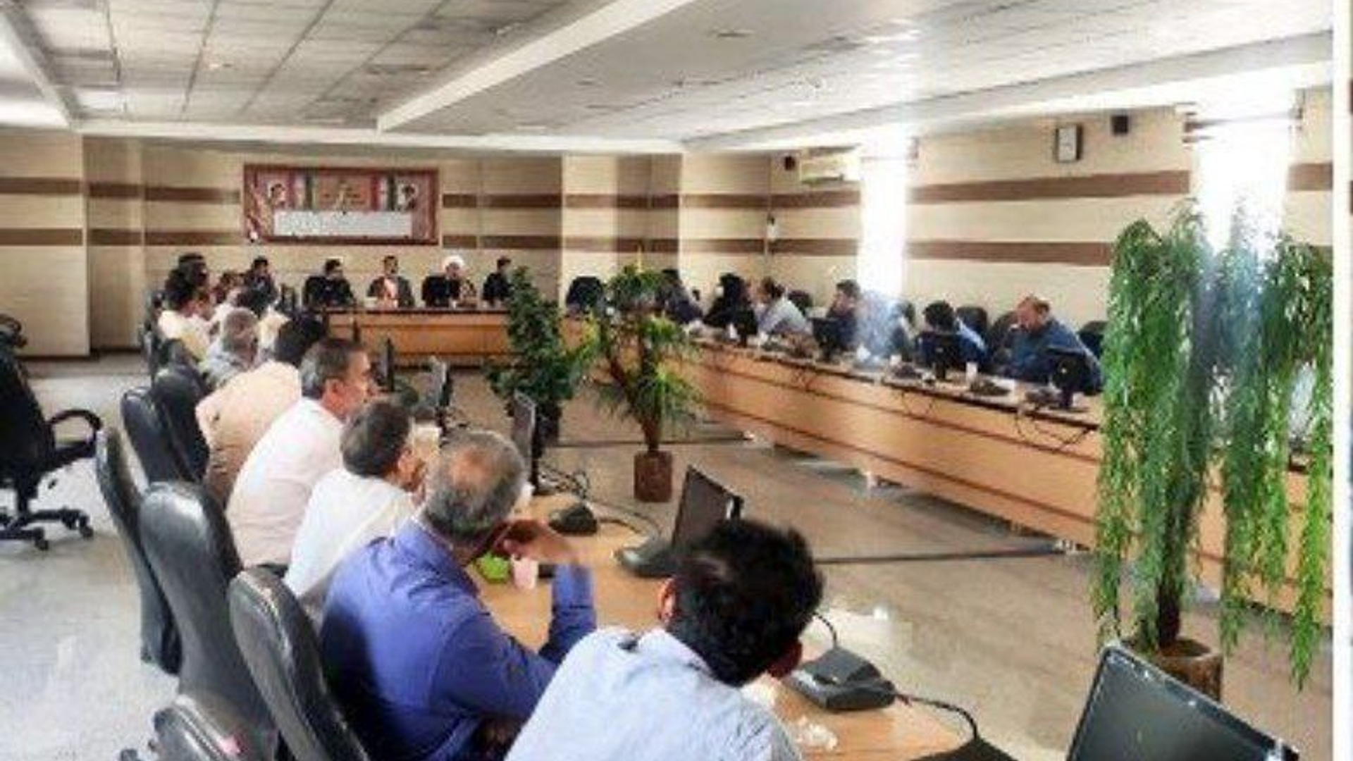 نشست صمیمانه با اعضای محترم شورای بخش و دهیاران و شوراهای اسلامی روستاهای بخش زاویه بمناسبت روز دهیاری‌ها