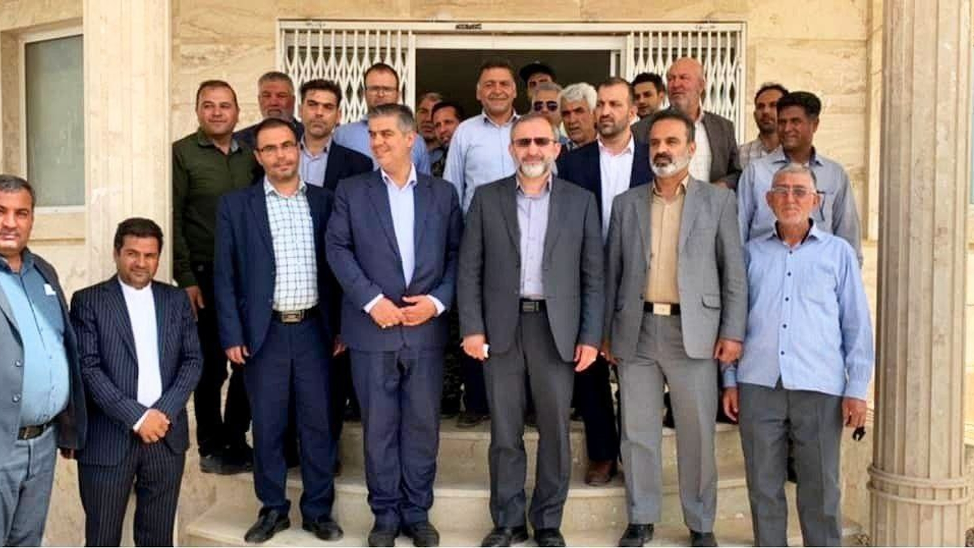 بازدید از ساختمان نوساز بخشداری خرقان