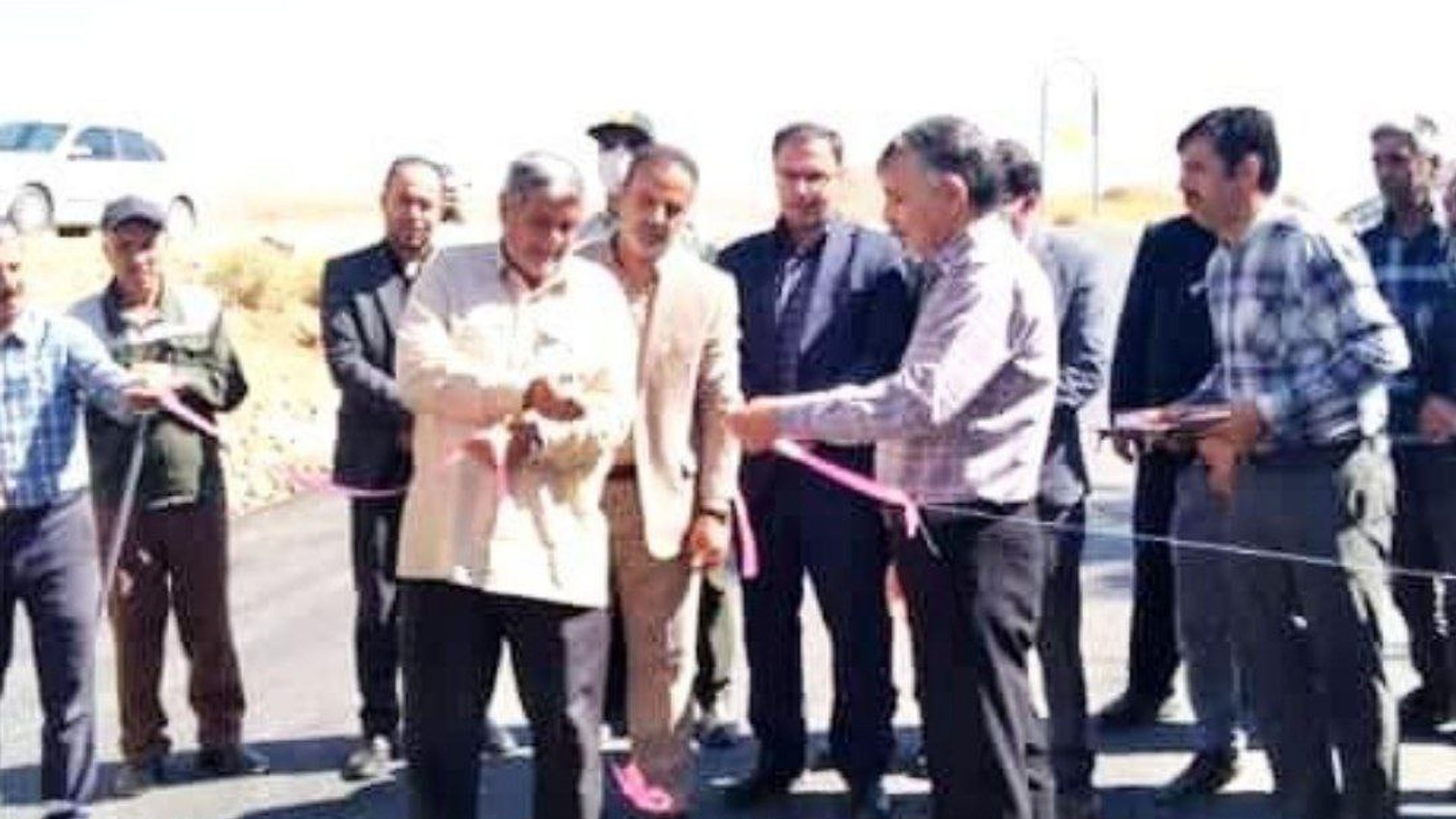 پروژه جدول گذاری و آسفالت معابر روستای ازبیزان