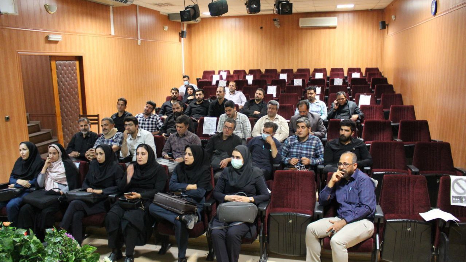 برگزاری پنجمین جلسه رصد و پایش برنامه عمرانی سال ۱۴۰۱ دهیاری های استان مرکزی