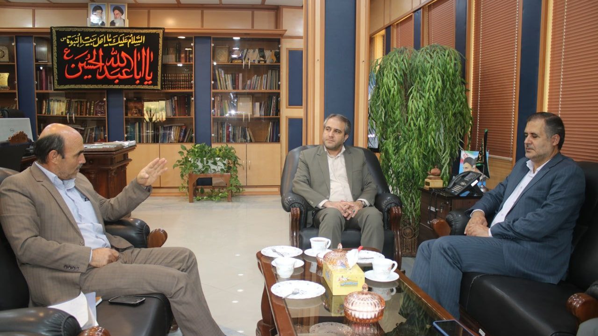 دیدار مدیرعامل شرکت آب منطقه ای استان مرکزی با مهدی الیاسی معاون استاندار و فرماندار ویژه شهرستان ساوه.