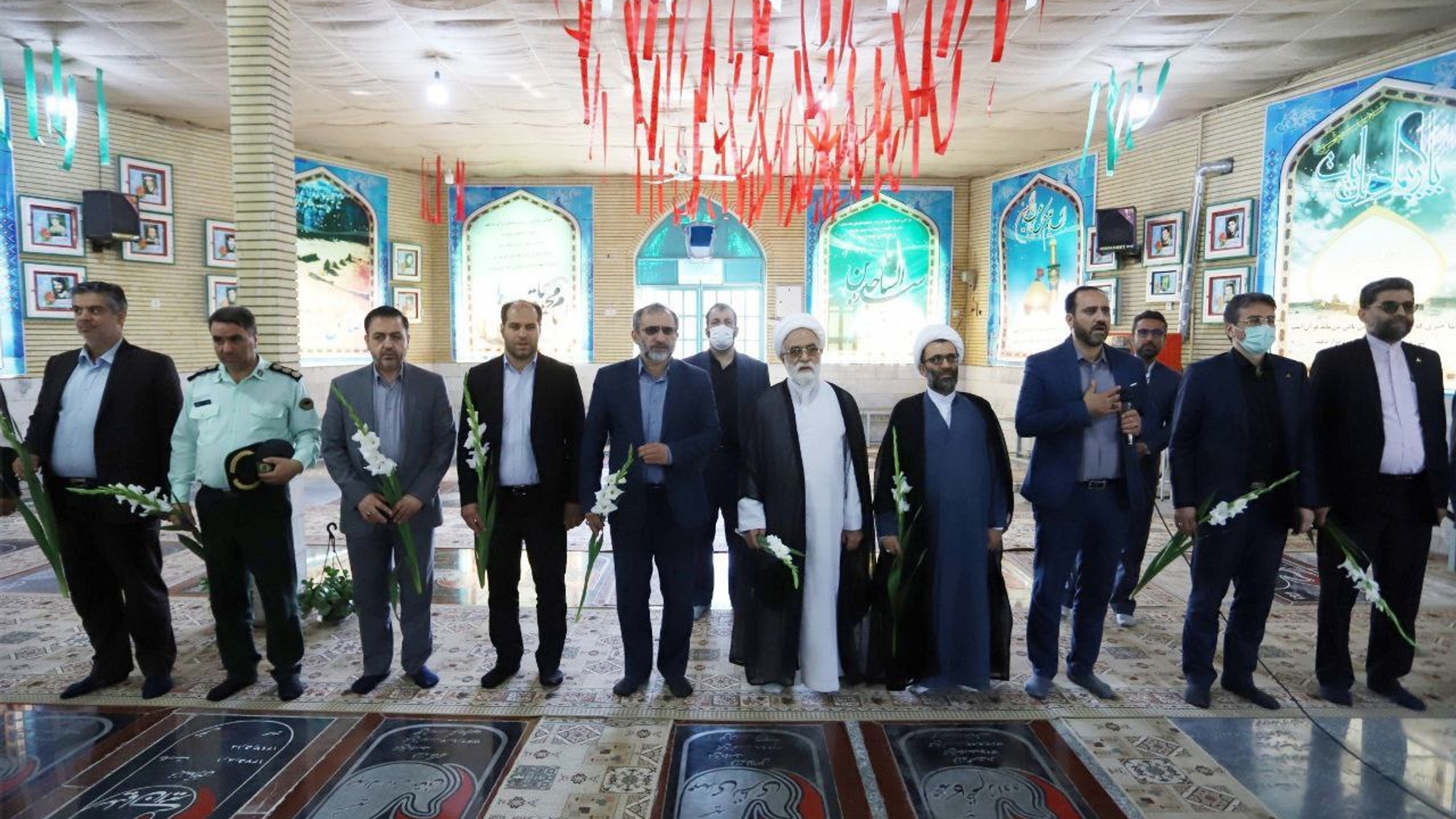 ادای احترام به مقام شامخ شهدای دلیجان