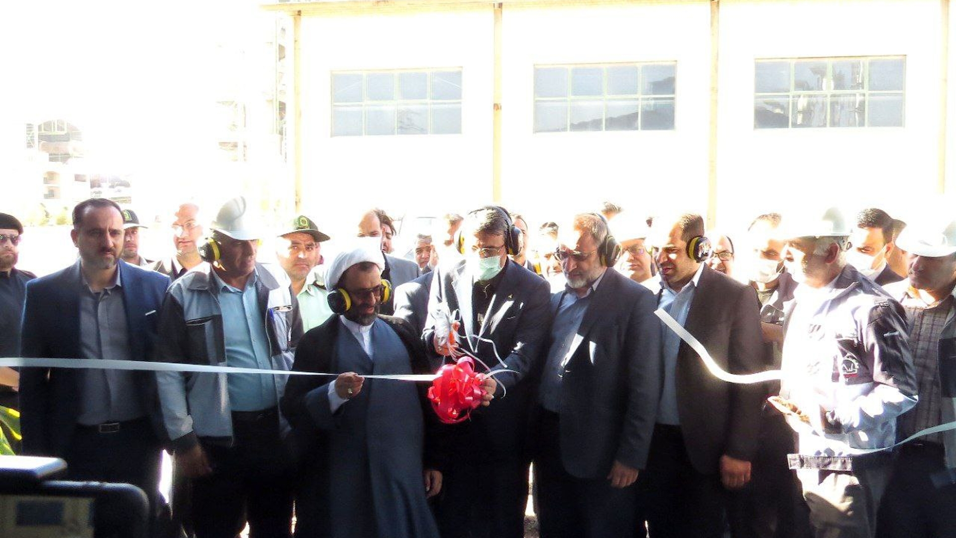 نیروگاه ۱۲ مگاواتی کارخانه سیمان دلیجان بهره برداری شد