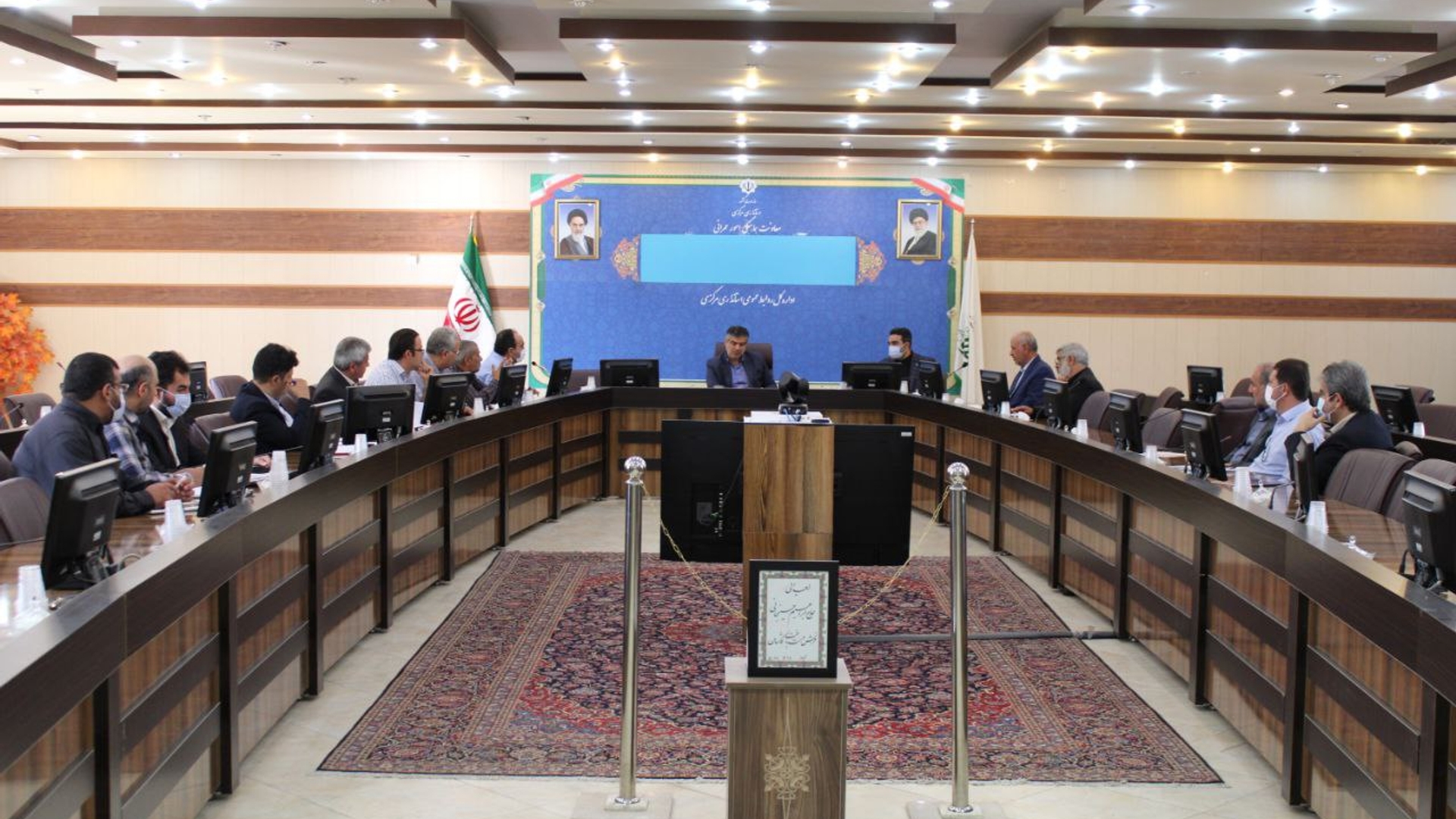 جلسه بررسی و حل و فصل مشکلات پل روگذر شهرک صنعتی خیرآباد برگزار گردید.