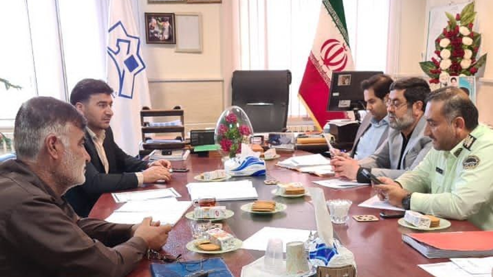 حضور فرماندار در جلسه کمیسیون ماده 77 شهرداریها