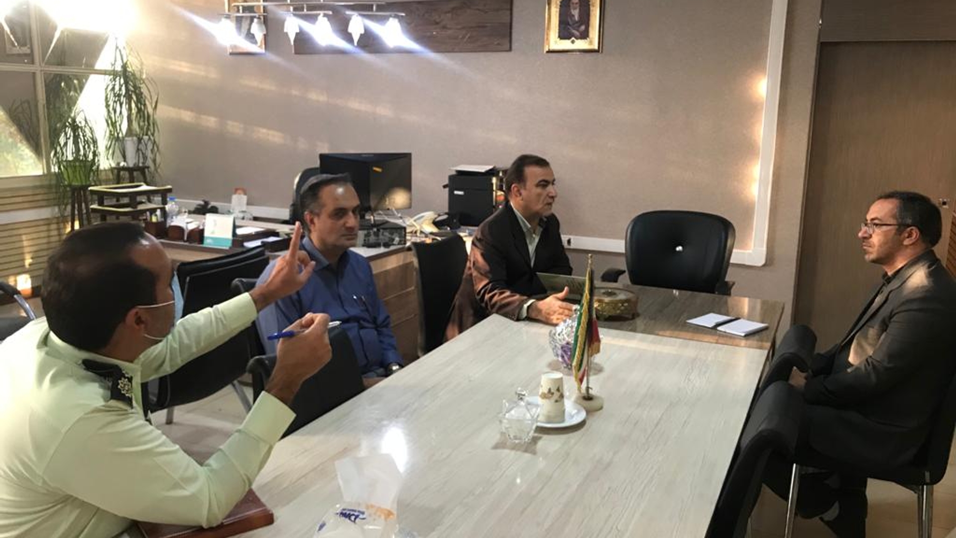 جلسه کارگروه تعیین تکلیف کالاهای رسوبی استان برگزار شد.