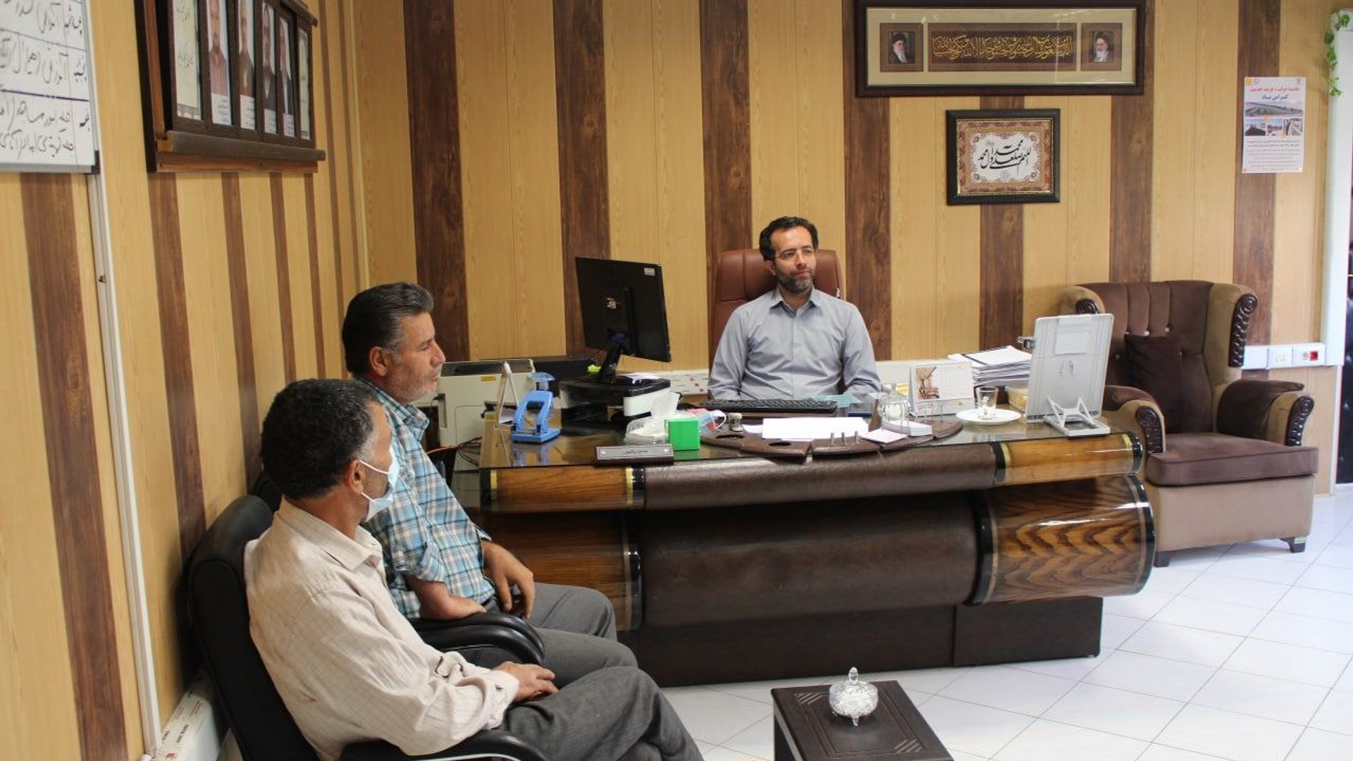 دیدار تعدادی از اهالی روستاهای استان، اعضای شوراهای اسلامی و دهیاران با مدیر کل دفتر امور روستایی و شوراها*