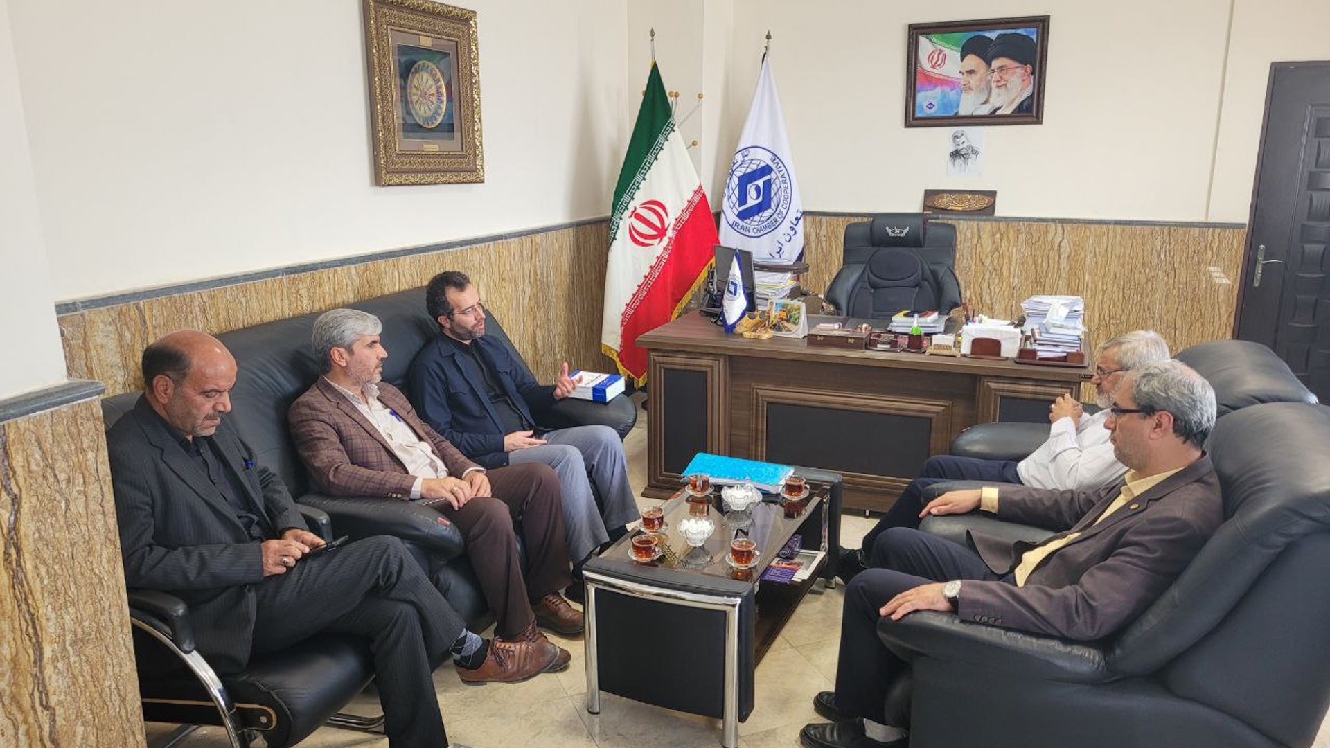 مجمع عمومی عادی و فوق العاده اتحادیه شرکت های تعاونی توسعه و مدیریت روستایی دهیاری های دشت بان استان مرکزی برگزار گردید.