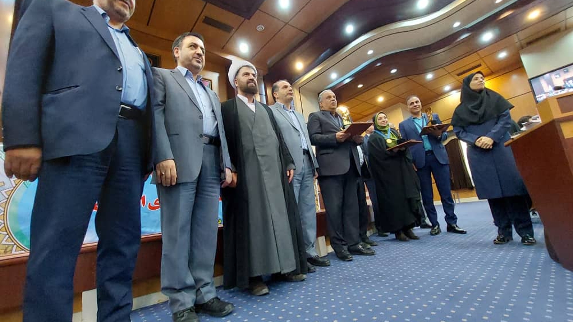 آیین آغاز سال زراعی ۱۴۰۱ _ ۱۴۰۲ با حضور میرزاخانی معاون هماهنگی امور اقتصادی و توسعه منطقه ای استاندار برگزار گردید و از برگزیدگان ملی بخش کشاورزی استان تجلیل گردید.

سه شنبه ۲۹ شهریور ۱۴۰۱