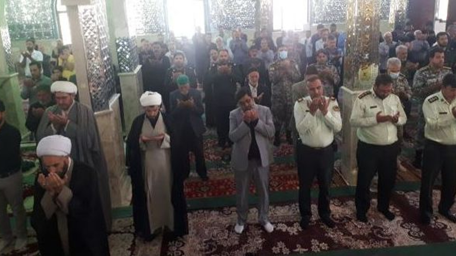 "حضور فرماندار در نماز عبادی و سیاسی جمعه"