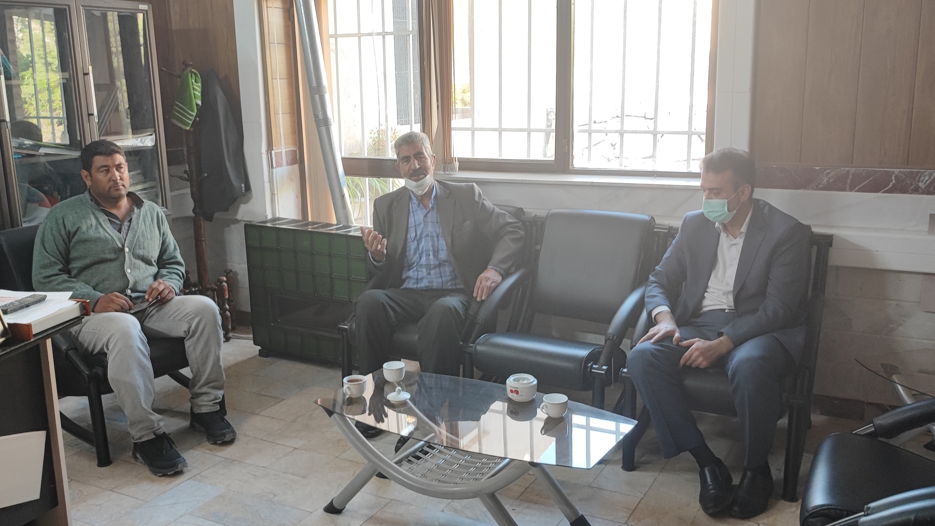 جلسه اصلاح پل ورودی روستای امیر آباد اراضی