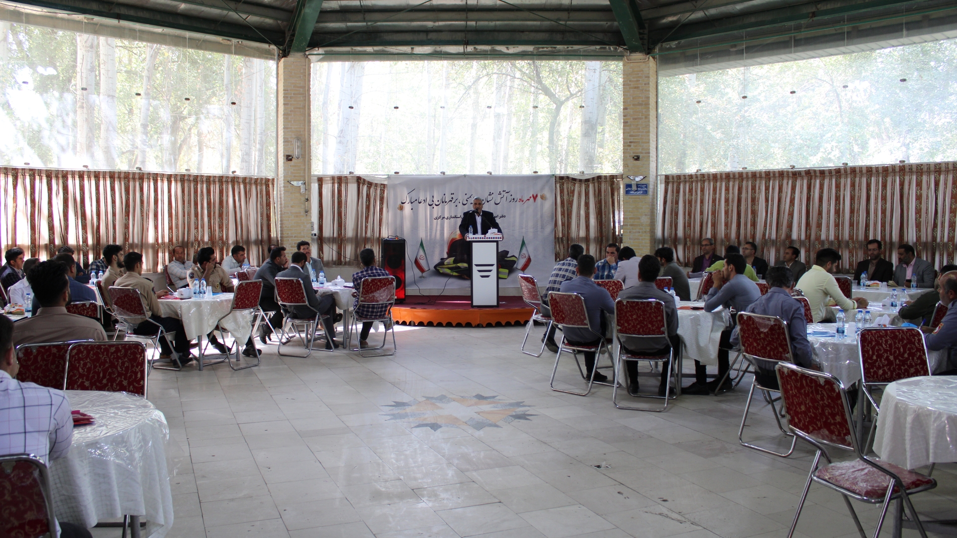 مراسم گرامیداشت 7 مهر ماه روز آتش نشانی و ایمنی برگزار گردید.