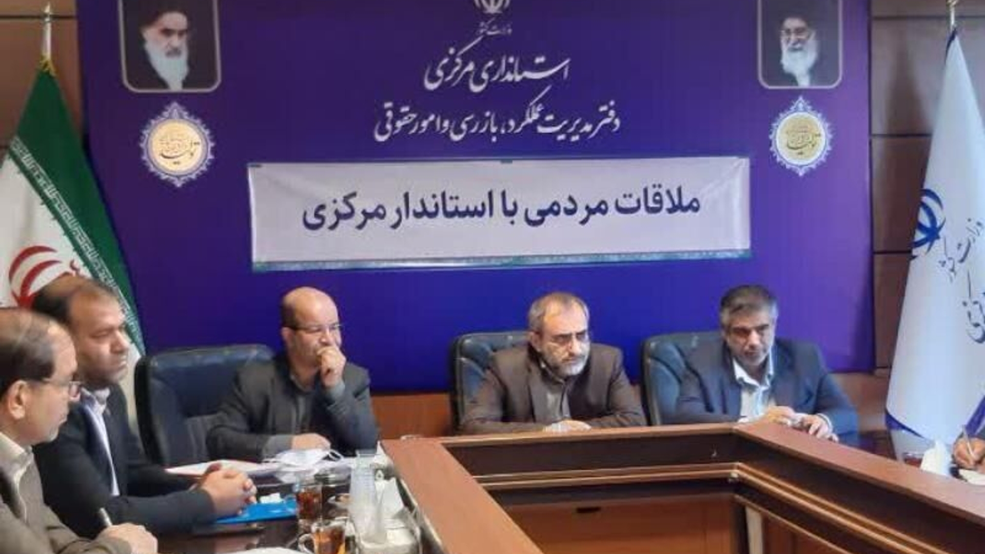 استاندار مرکزی:
ارتباط چهره به چهره با مردم فرآیند خدمتگزاری را تسهیل می‌کند