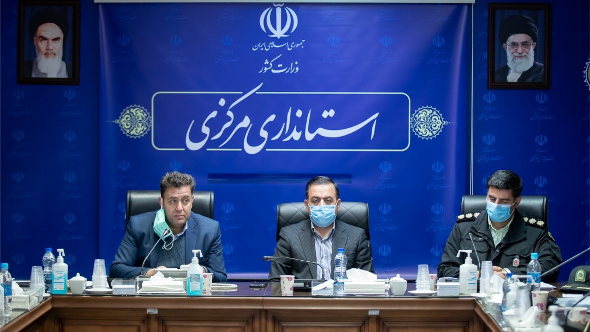 جلسه کار گروه مهارت آموزی و اشتغال کارکنان وظیفه به ریاست میرزاخانی معاون هماهنگی امور اقتصادی و توسعه منطقه ای استاندار و مدیران مربوطه برگزار شد.

دوشنبه 18 مهر 1401