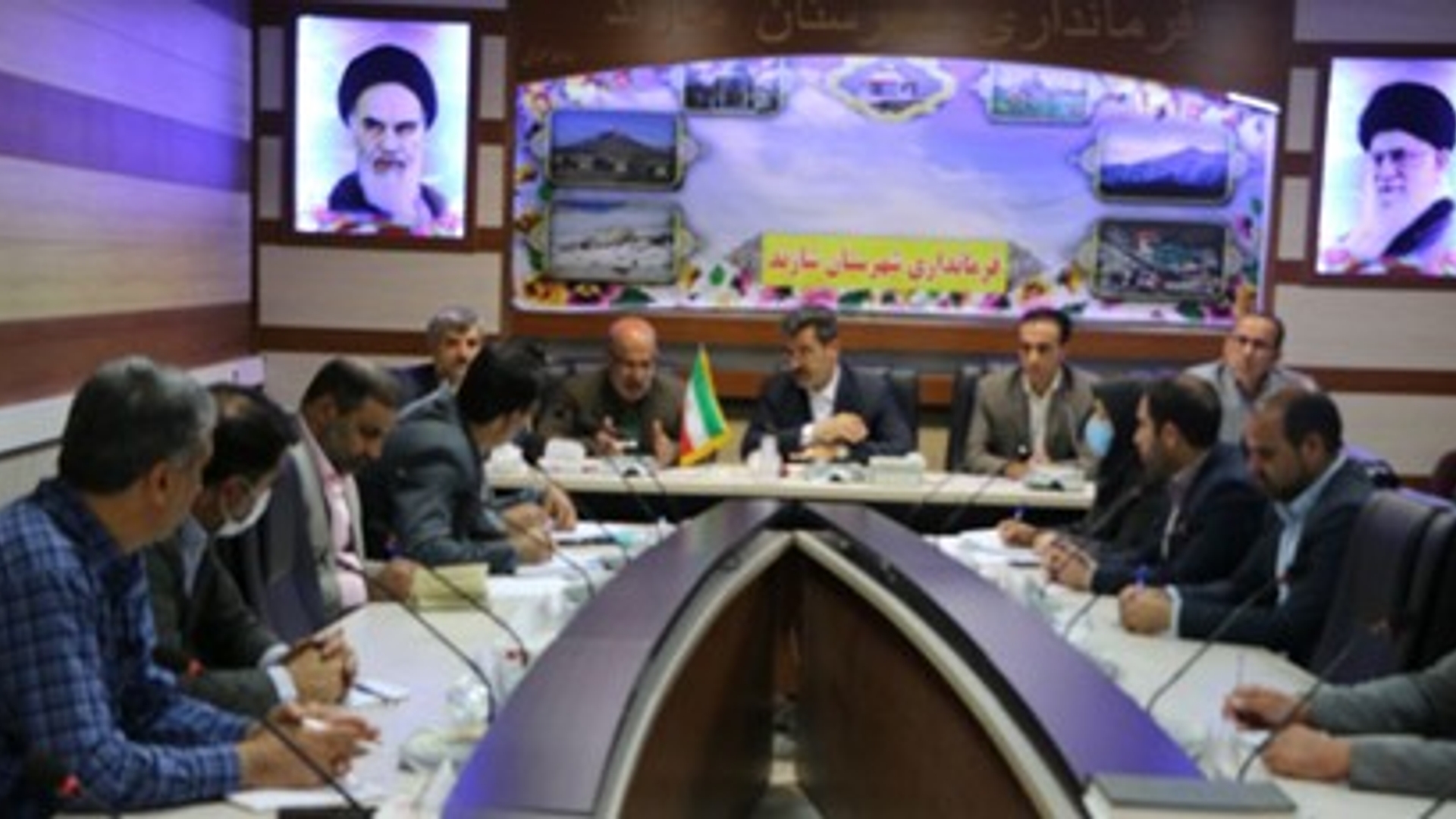 برگزاری جلسه مشترک ستاد تنظیم بازار و کارگروه گندم، آرد و نان شهرستان شازند