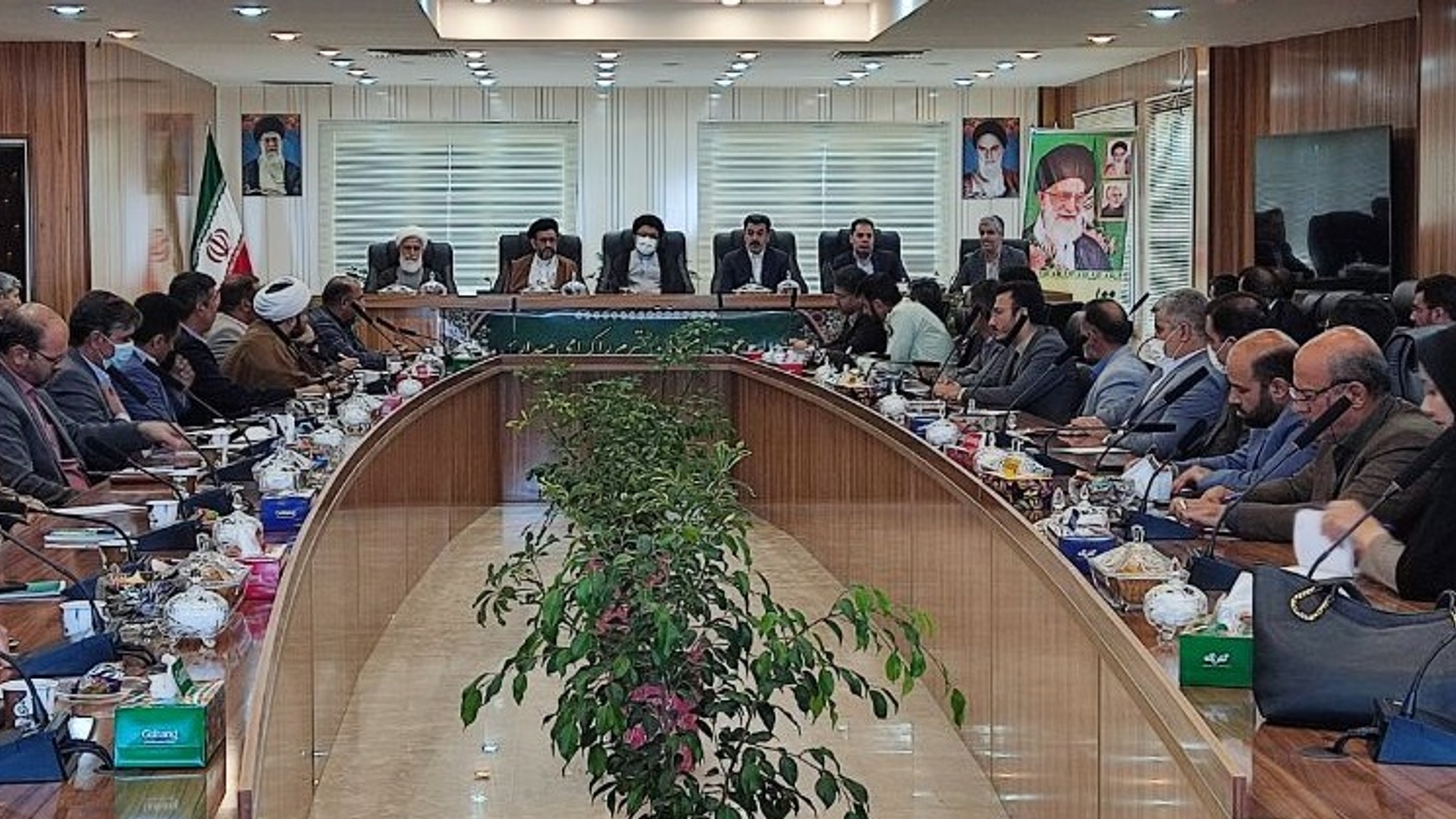 برگزاری نهمین جلسه شورای اداری شهرستان شازند به ریاست فرماندار شهرستان و با حضور رئیس کل دادگستری استان مرکزی