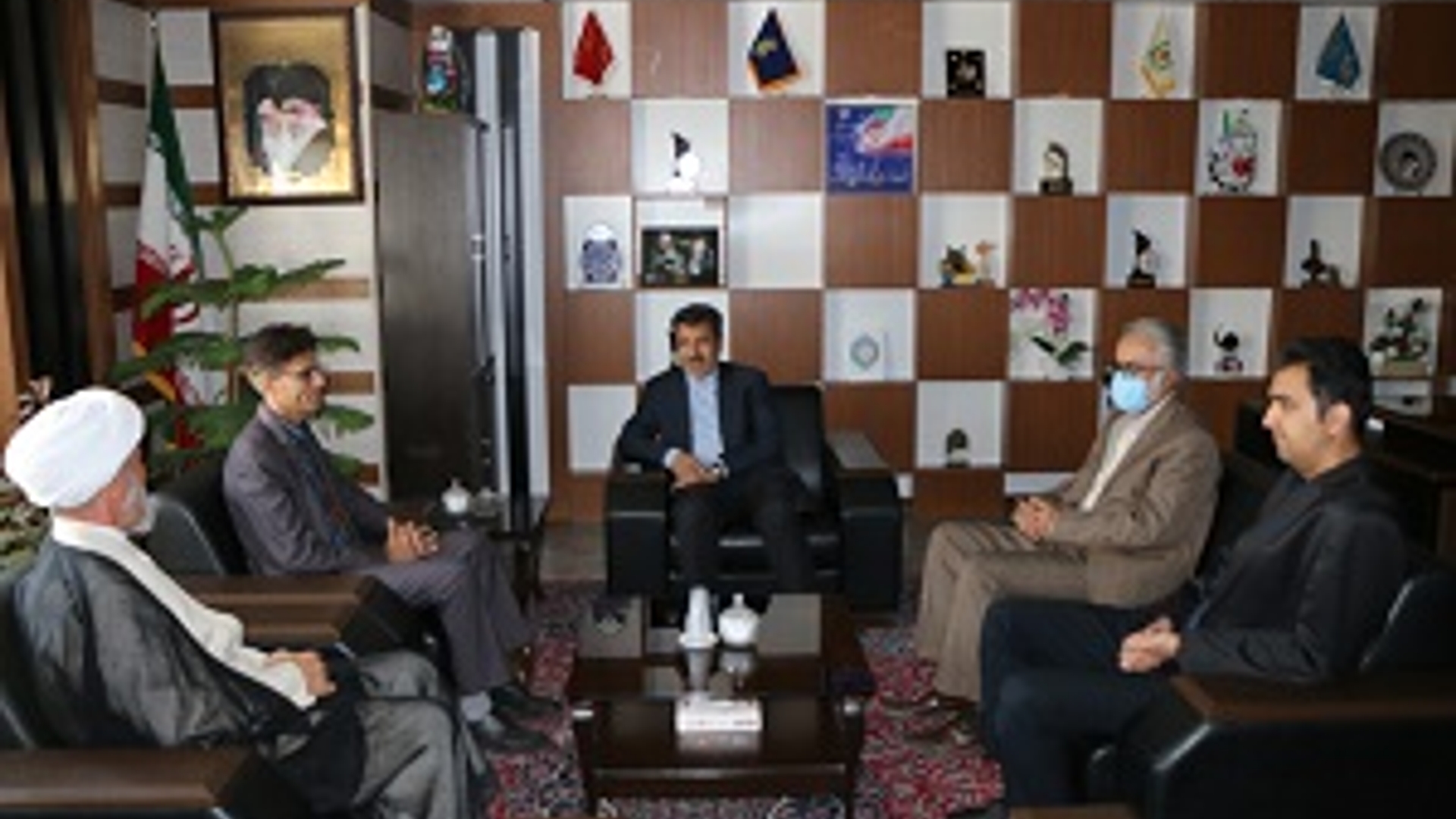 دیدار و نشست فرماندار شهرستان شازند با رؤسای دانشگاه آزاد اسلامی واحد شازند و آستانه