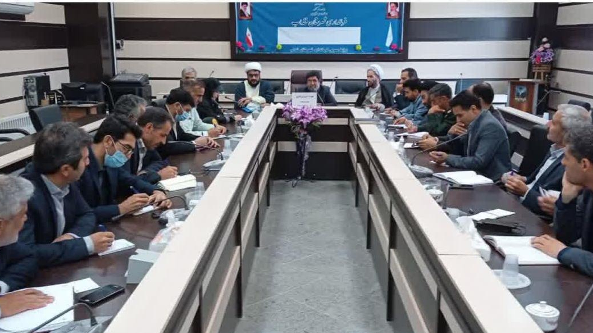برگزاری جلسه شورای اداری شهرستان خنداب