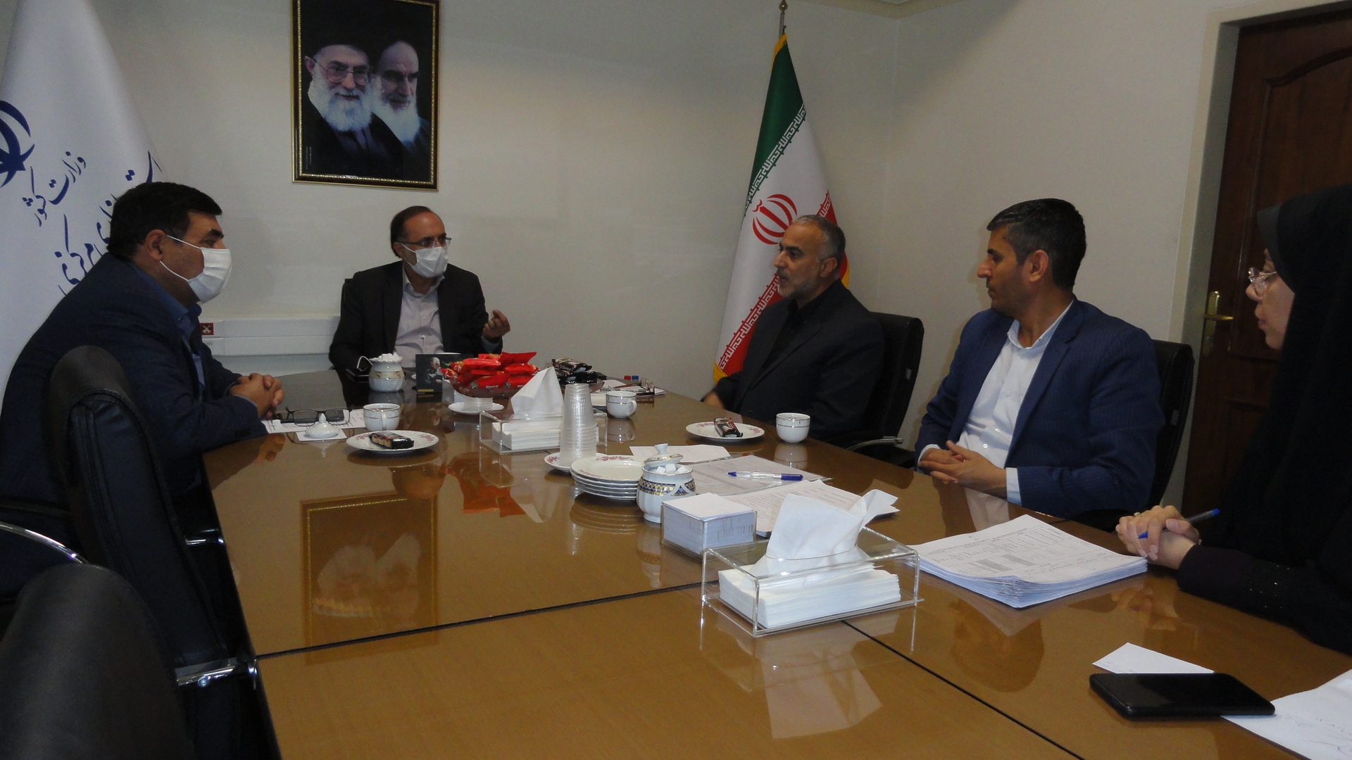 برگزاری جلسه کمیته طبقه بندی مشاغل کارکنان استانداری و و احدهای تابعه