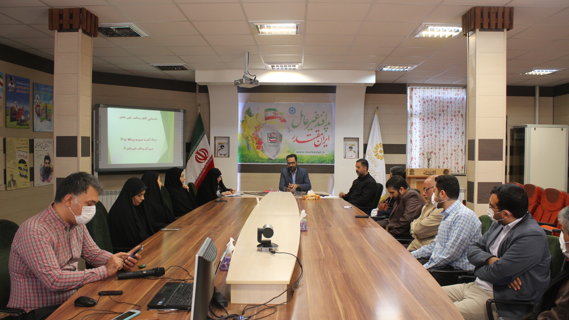 برگزاری ویژه برنامه "کتابخانه های عمومی، بازوی آموزشی پدافند غیرعامل"