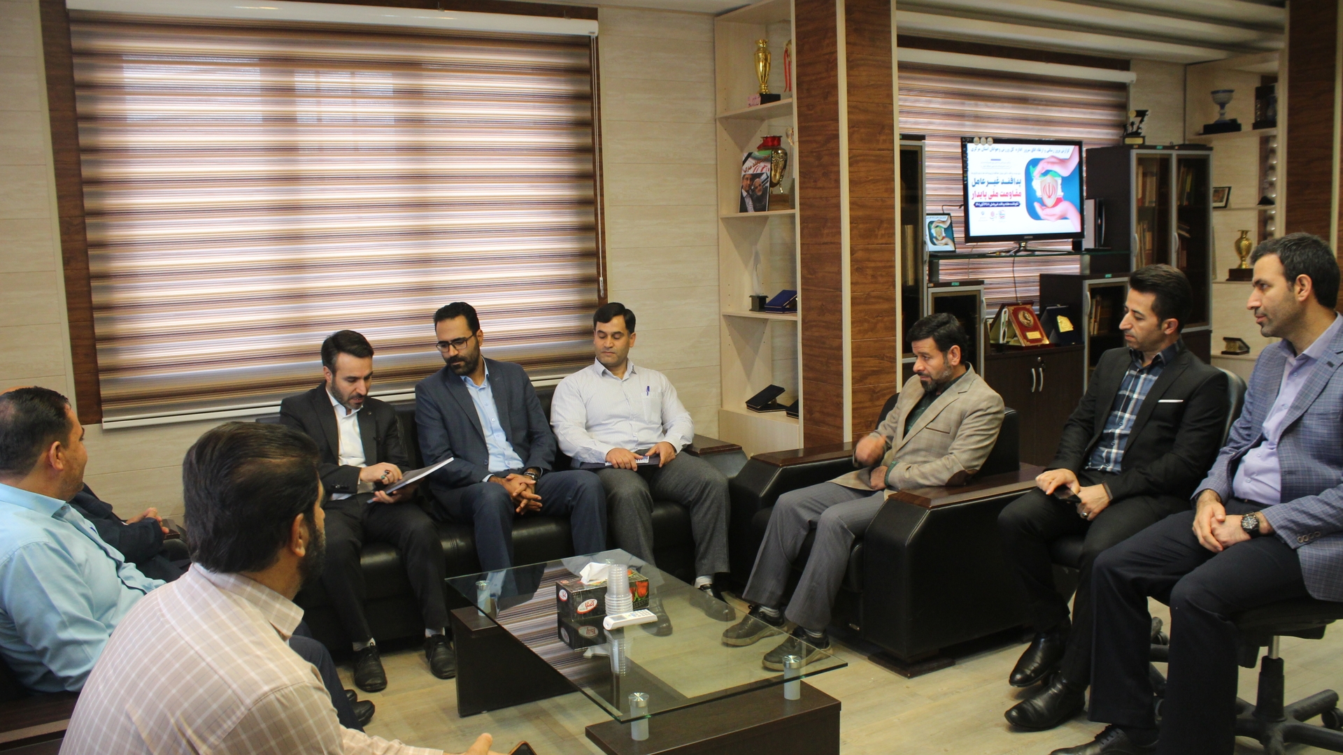 بازدید از اتاق سرور اداره کل ورزش و جوانان استان در هفته پدافند غیرعامل