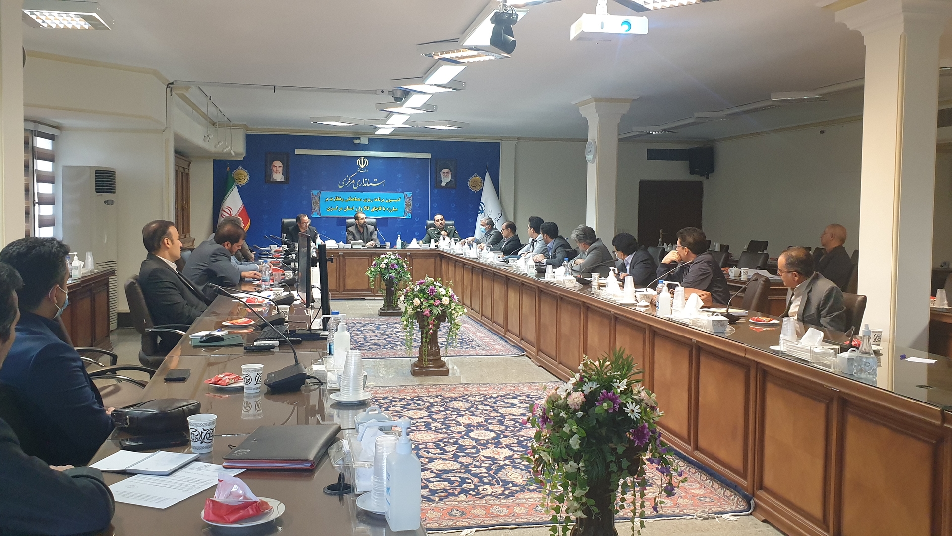 برگزاری نهمین جلسه کمیسیون مبارزه با قاچاق کالا و ارز استان مرکزی در سال 1401