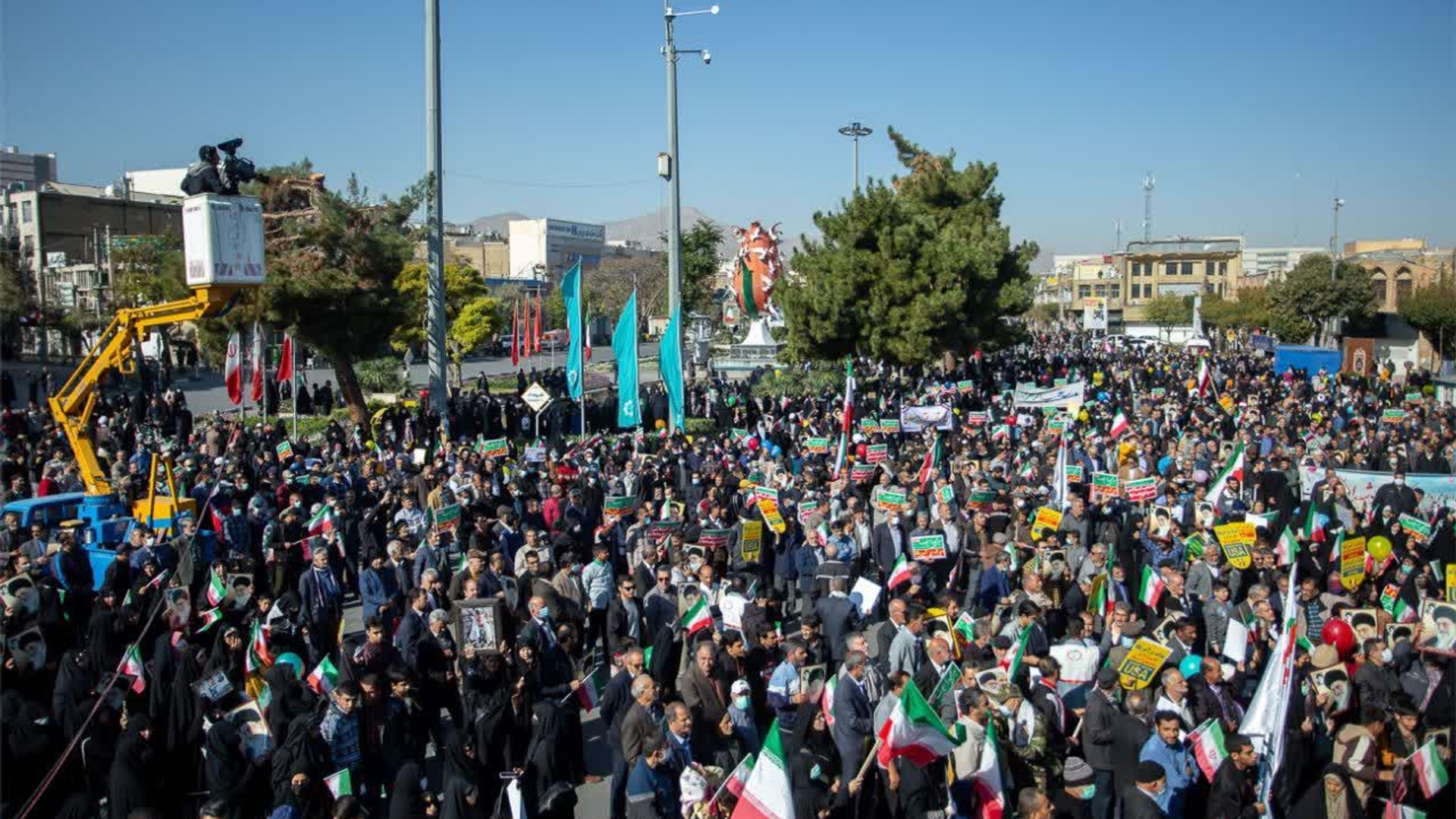 حضور مردم در راهپیمایی ۱۳ آبان فراتر از انتظار است