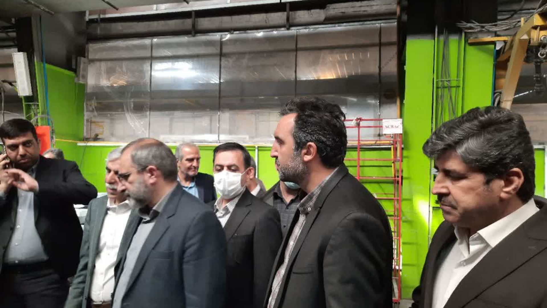 بازدید استاندار مرکزی به همراه معاون هماهنگی امور اقتصادی استانداری مرکزی به همراه دکتر هادی فرماندار اراک از کارخانه های صنعتی اراک