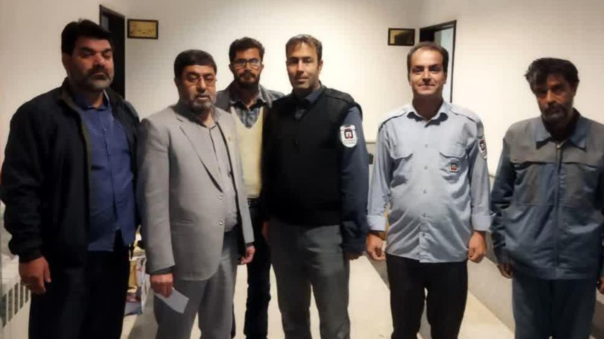 بازدید فرماندار خنداب از واحد آتش نشانی جاورسیان