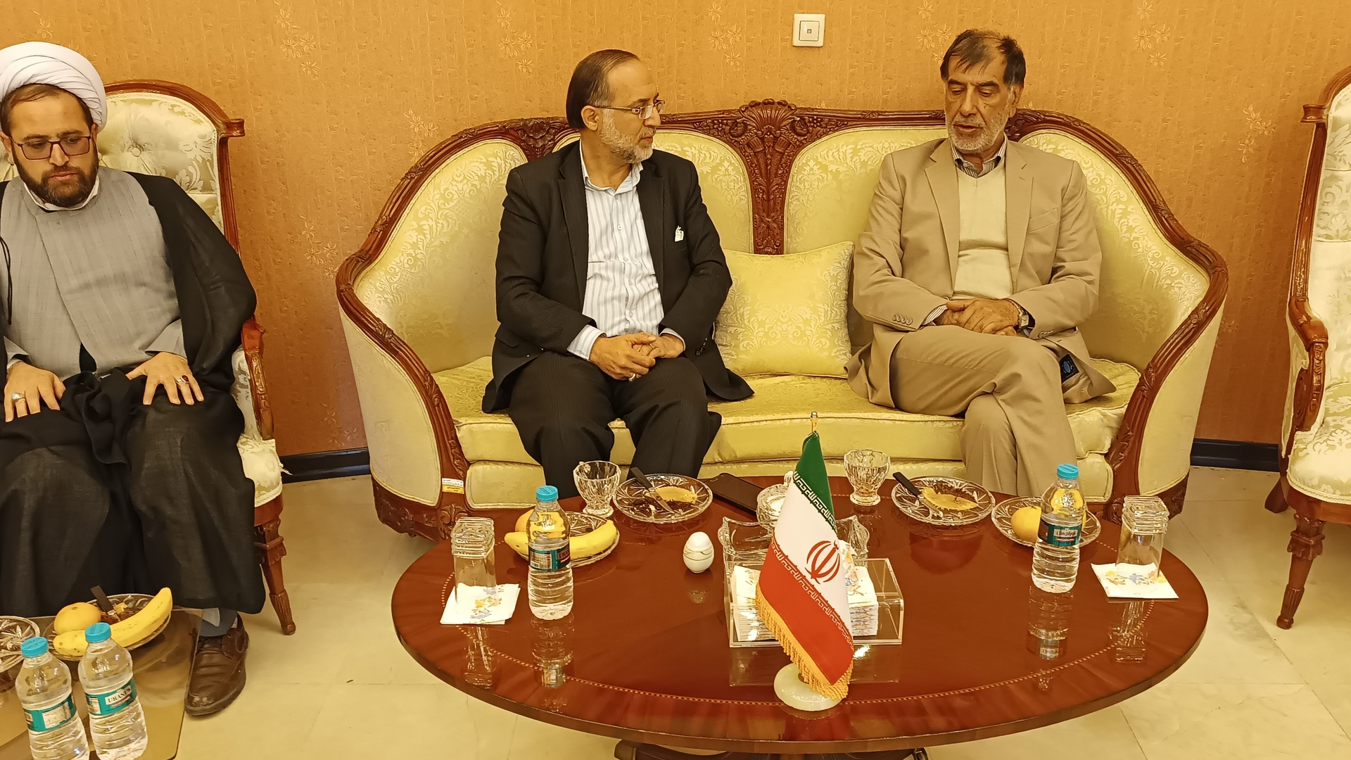 استقبال از عضو مجمع تشخیص مصلحت نظام