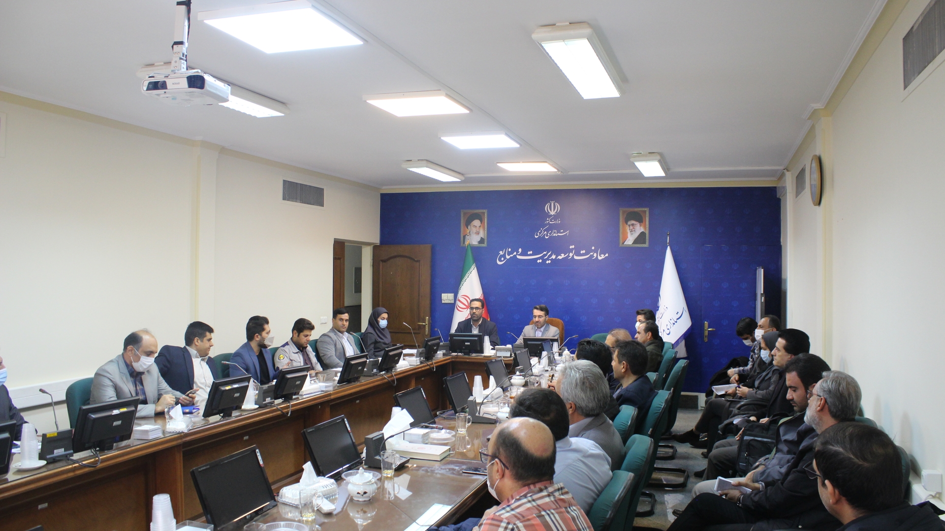 برگزاری جلسه کارگروه ارتباطات و فناوری اطلاعات شورای پدافند غیرعامل استان ( پدافند سایبری )