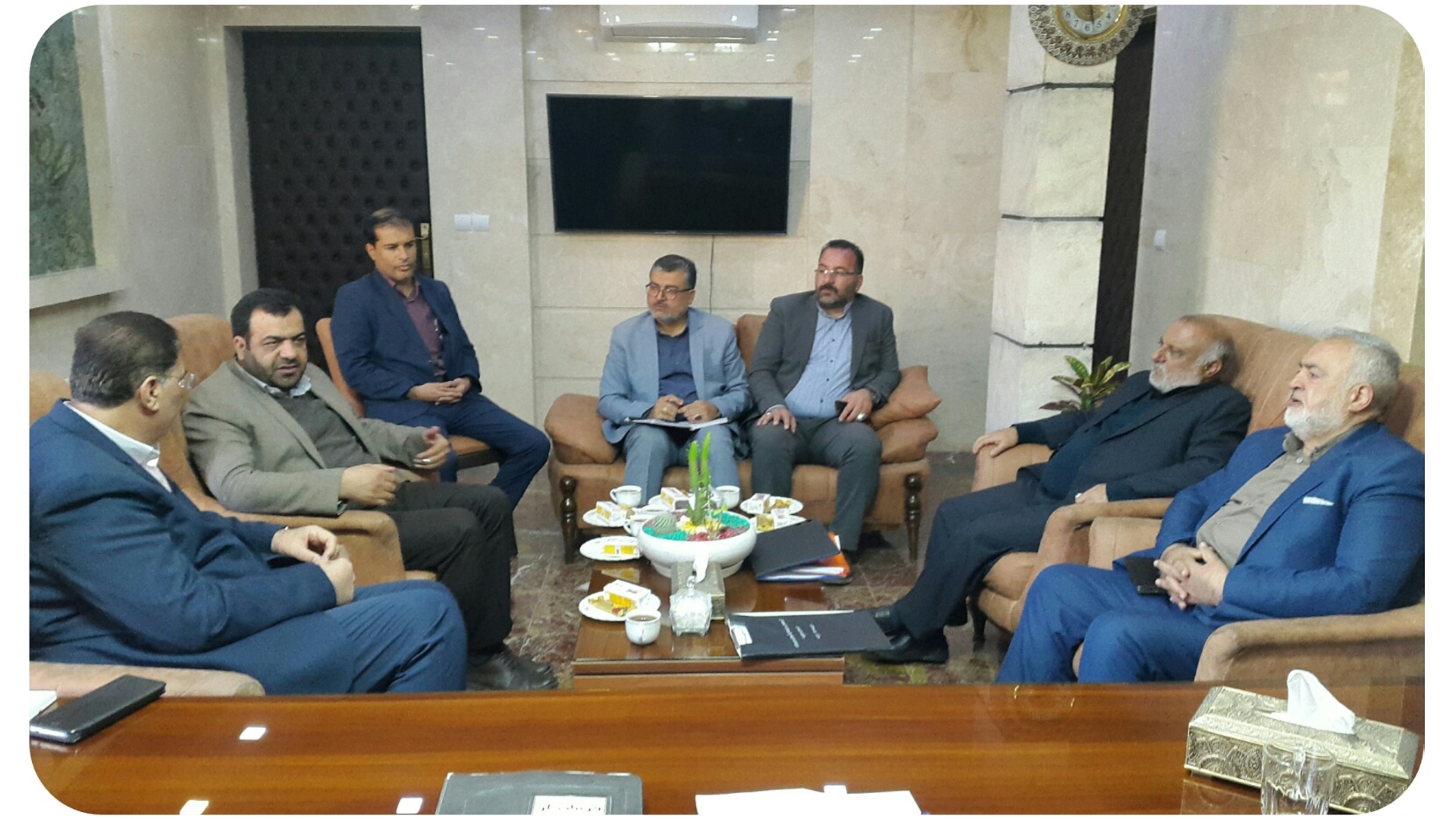 تسهیل امور زائرین امام رضا (ع)