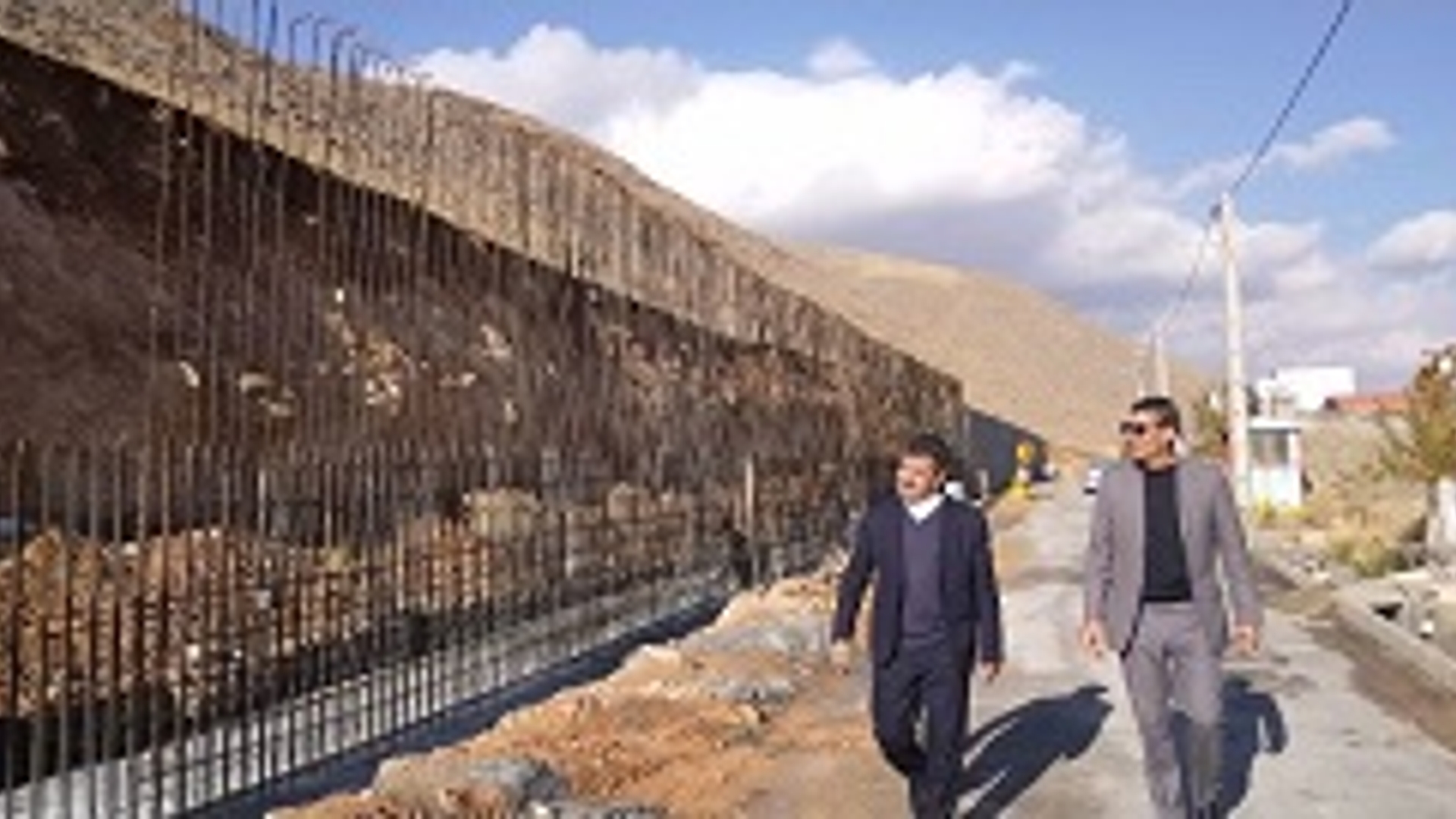 بازدید میدانی فرماندار شهرستان شازند از سطح شهر توره