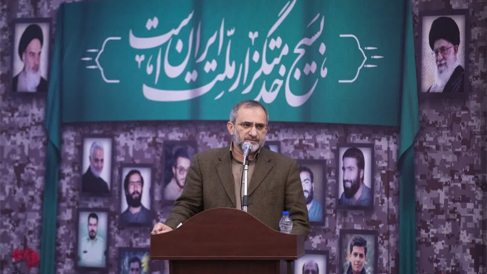 شهادت طلبی و ولایت‌مداری ۲ رکن مهم بسیج است