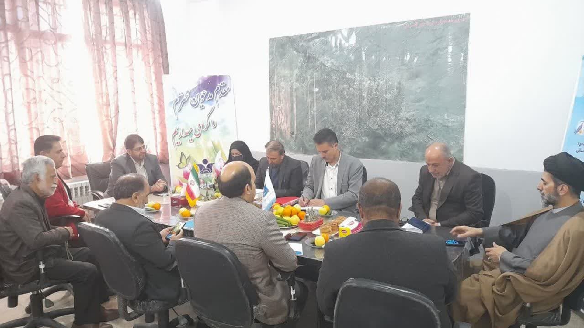 صبح امروز محمدرضا رضایی فرماندار تفرش از شرکت تعاونی توسعه و عمران بازدید و با اعضاء شرکت در خصوص راهکارهای رفع مشکلات بحث و تبادل نظر و تصمیمات لازم اتخاذ گردید.