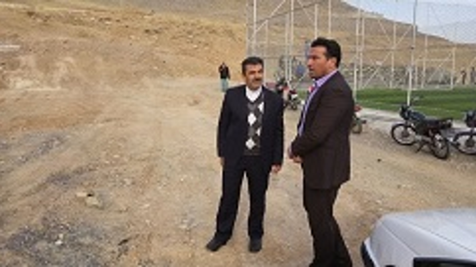 فرماندار شهرستان شازند از سطح شهر مهاجران بازدید میدانی بعمل آوردند .