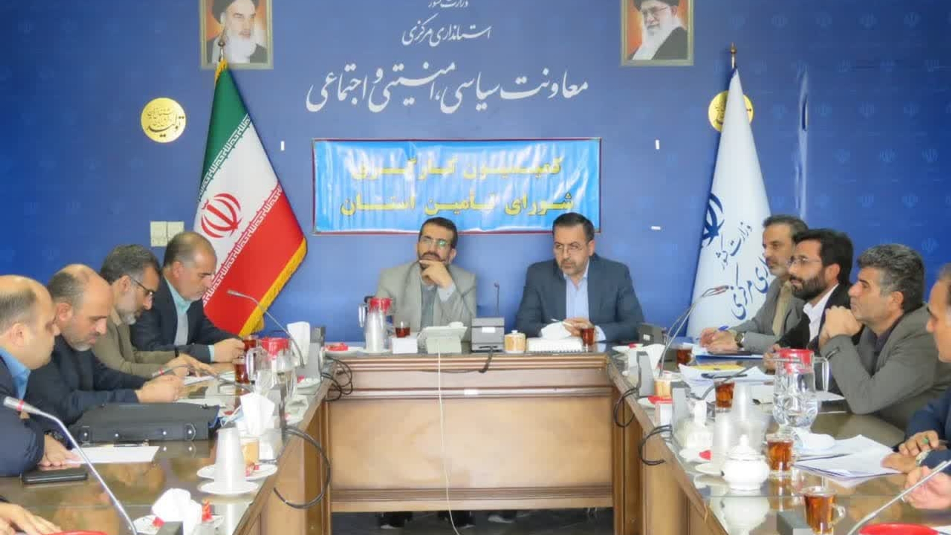 کمیسیون کارگری شورای تامین استان مرکزی با حضور معاون هماهنگی امور اقتصادی و توسعه منطقه ای  استاندار و اعضای مربوطه برگزار شد

چهارشنبه ۹ آذر ۱۴۰۱