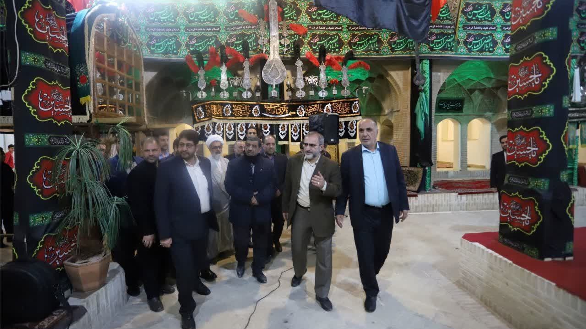 بازدید وزیر میراث فرهنگی، گردشگری و صنایع دستی، مخلص الائمه استاندار مرکزی، محمدرضا رضایی فرماندار تفرش ، نماینده مردم تفرش و جمعی از مسؤولان از تکیه تاریخی زاغرم در شهرستان تفرش