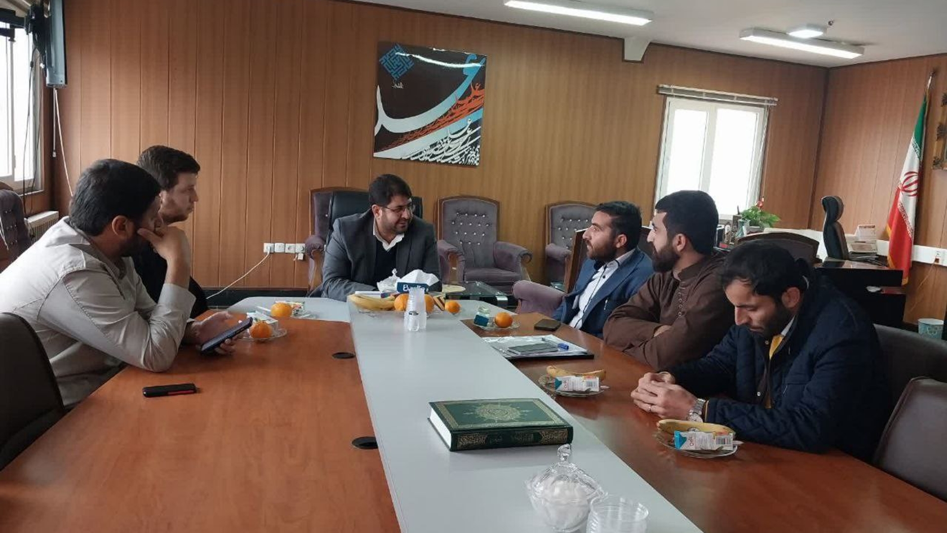 جلسه هماهنگی بنیاد علوی شهرستان تفرش به ریاست محمدرضا رضایی فرماندار تفرش وباحضور مدیر بنیاد علوی استان  و سایر اعضاء در محل فرمانداری برگزار گردید در این جلسه در خصوص اختصاص وام اشتغالزایی واختصاص اعتبار جهت رفع محرومیت در سطح شهرستان خصوصا منطقه رودبار بحث وتصمیمات لازم اتخاذ گردید