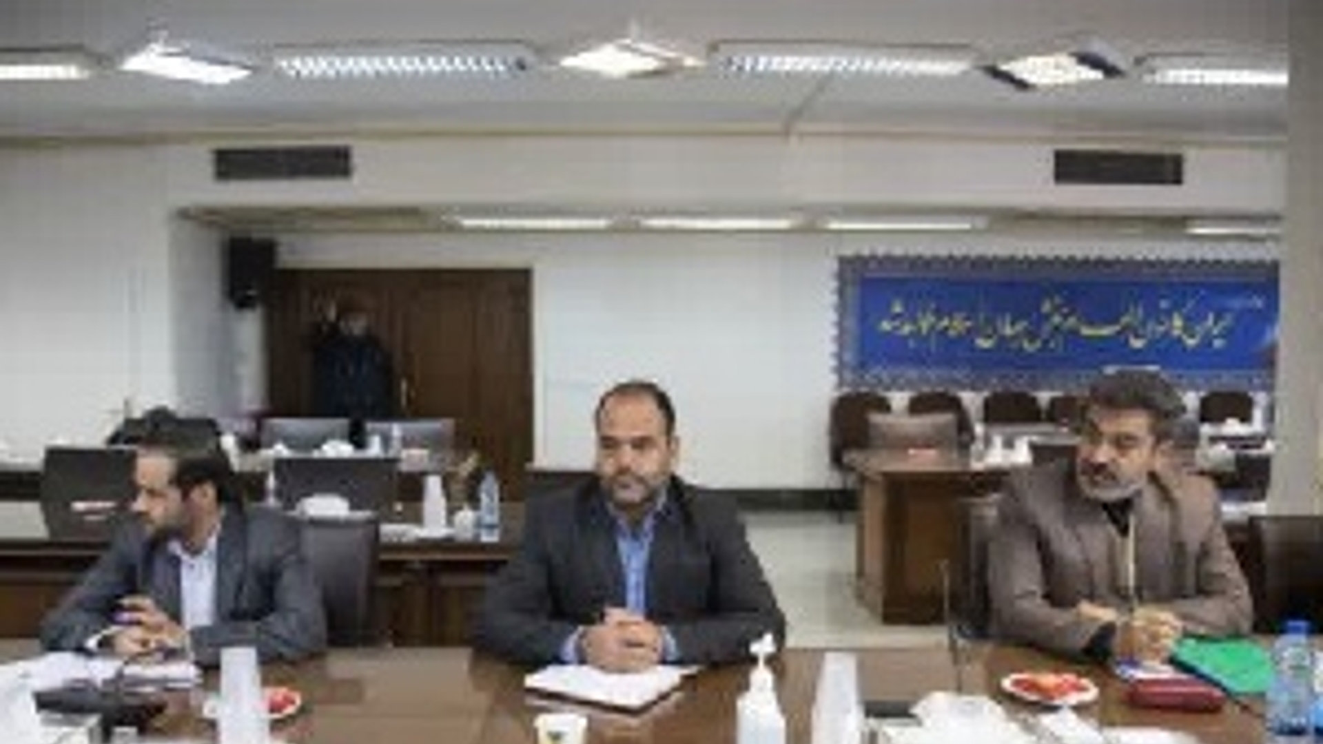 برگزاری همایش فرمانداران استان مرکزی به ریاست معاون سیاسی، امنیتی و اجتماعی و با حضور دوتن از مشاوران معاون سیاسی، امنیتی و انتظامی وزیر کشور