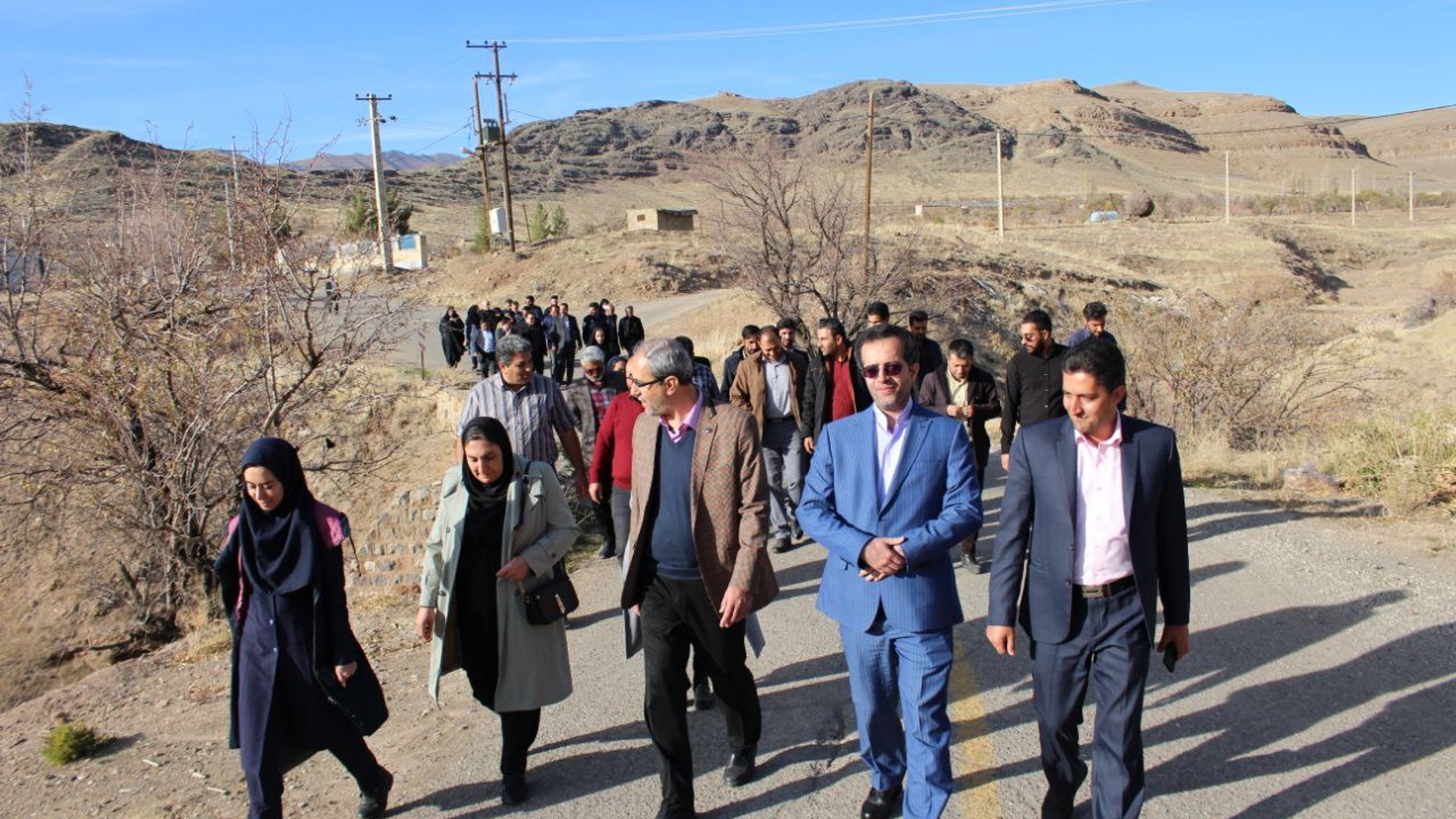 بازدید مدیر کل دفتر امور روستایی و شوراها از روستای واران شهرستان دلیجان