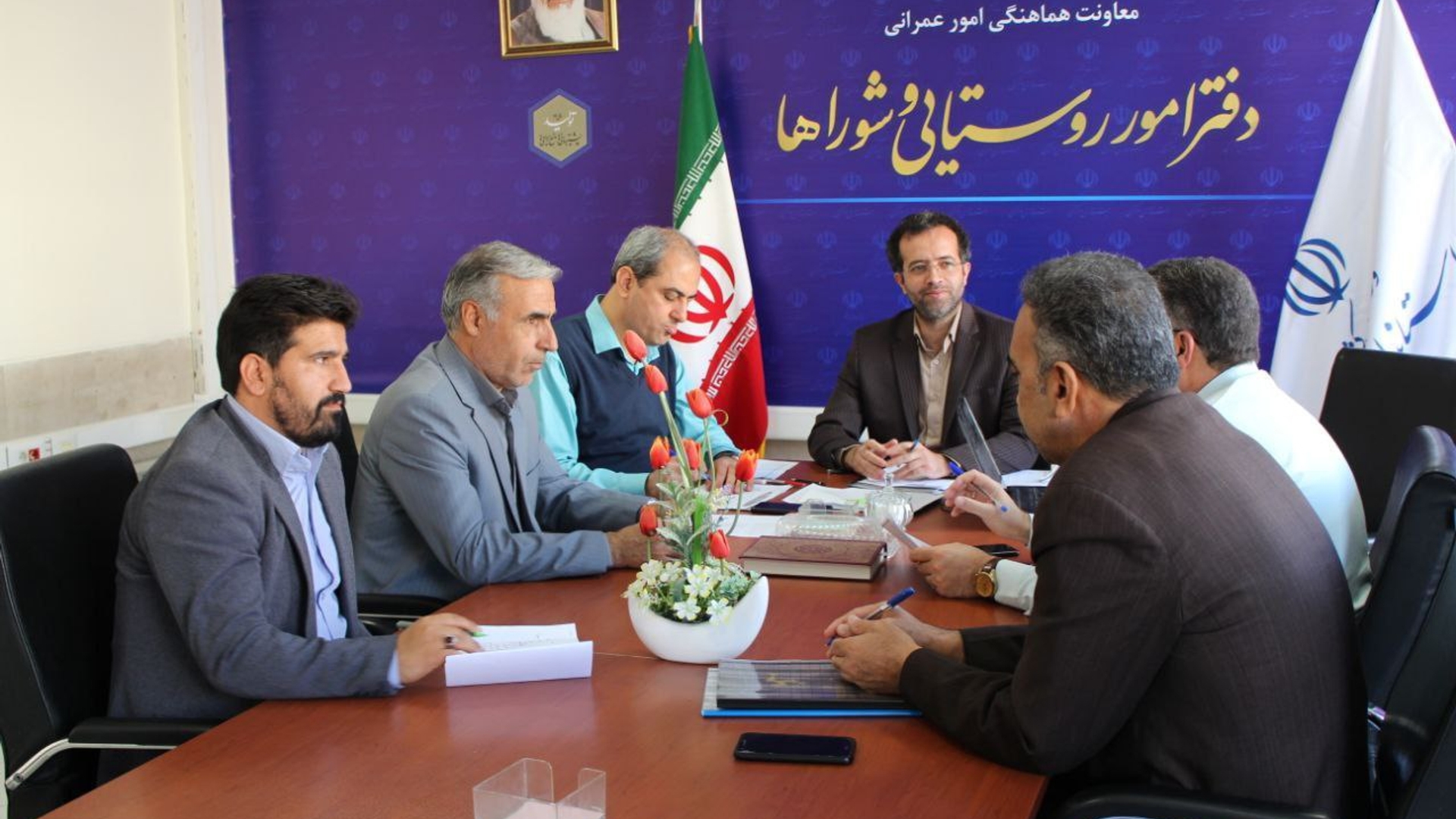 برگزاری جلسه بررسی آخرین وضعیت نیروی انسانی دهیاری های بخش های تابعه استان