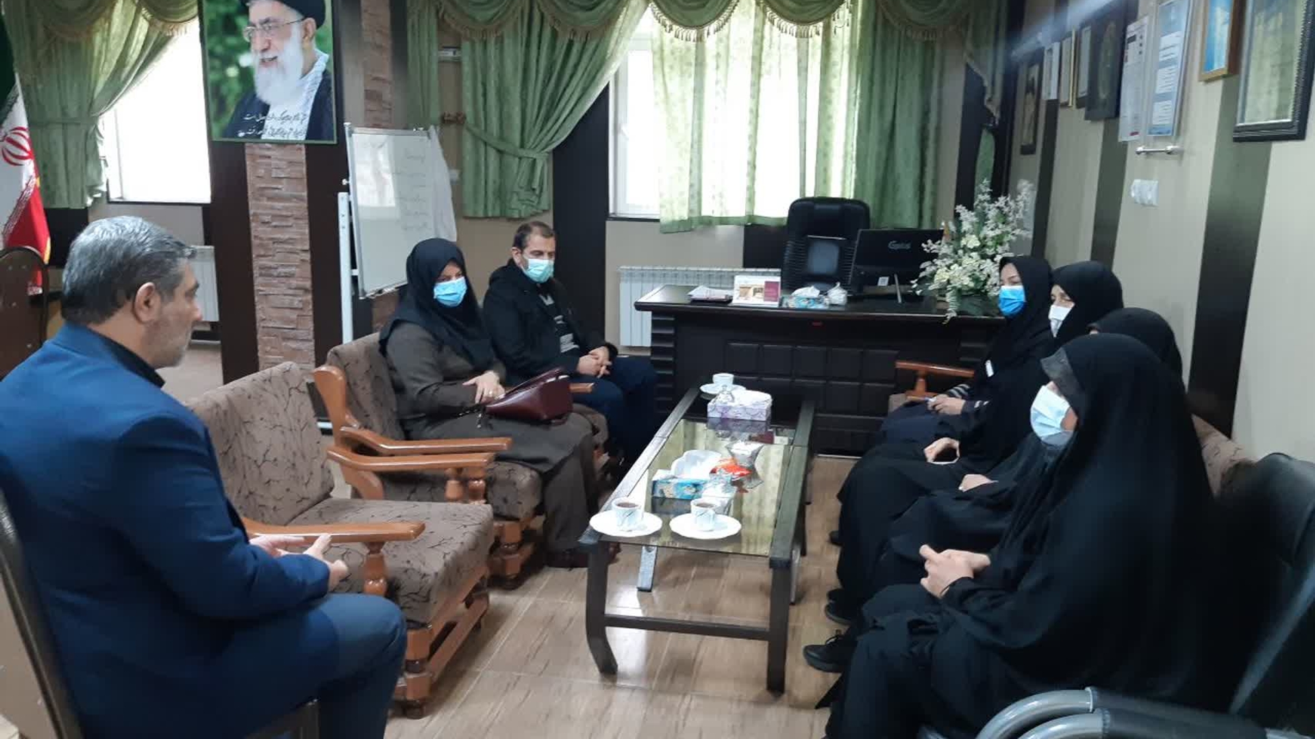 با حضور مشاور نماینده  ولی فقیه در استان درراستای  کارگرو ه هیات اندیشه  ورز بازدیدی از بخش کودکان بیمارستان راه آهن  به عمل آمد و طی ان به بیان  مشکلات و کمبودها پرداختته شد . ١٤٠١-٠٩-٢٣