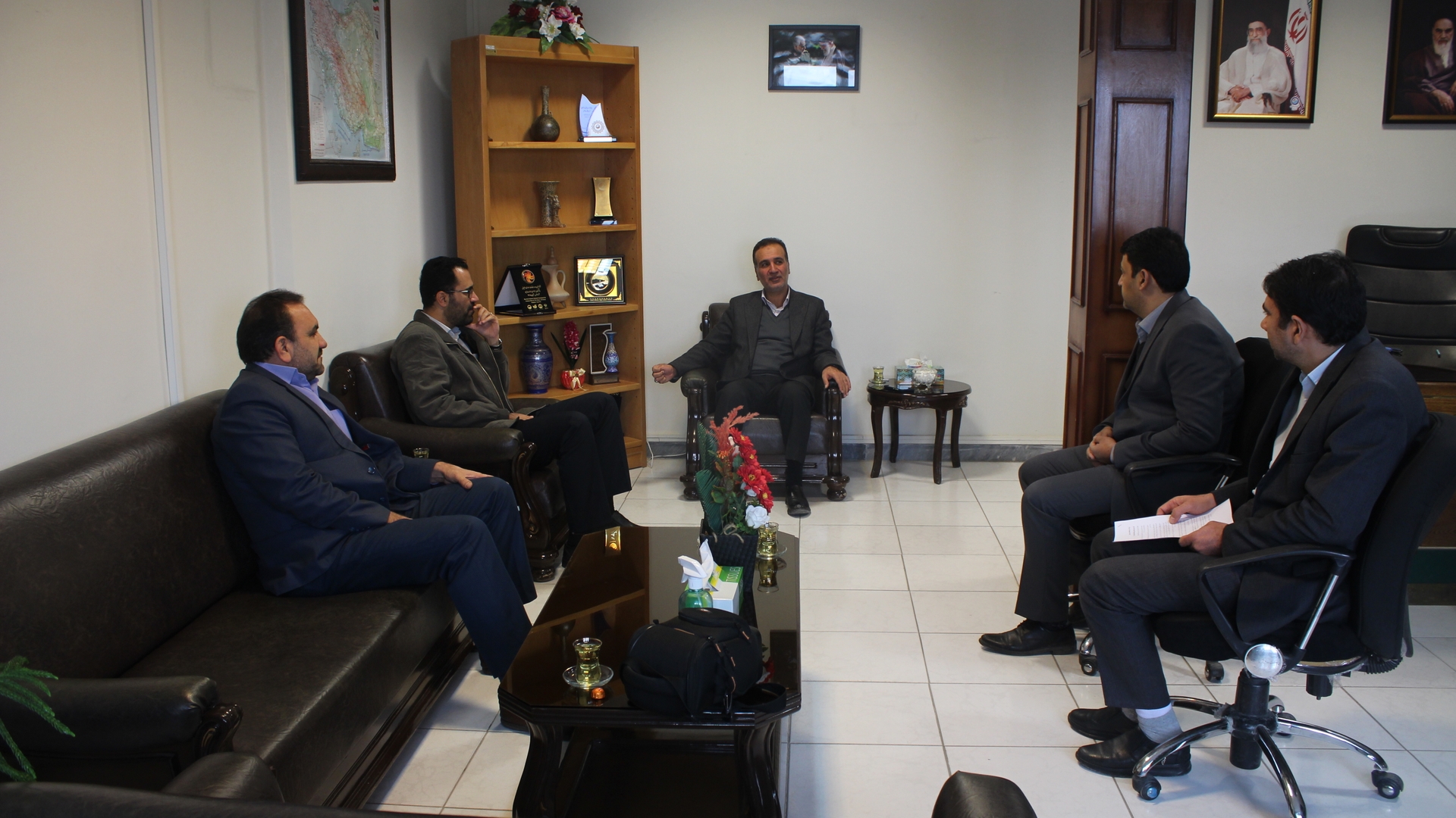 نشست مدیرکل پدافند غیرعامل با مدیرعامل شرکت آب و فاضلاب استان