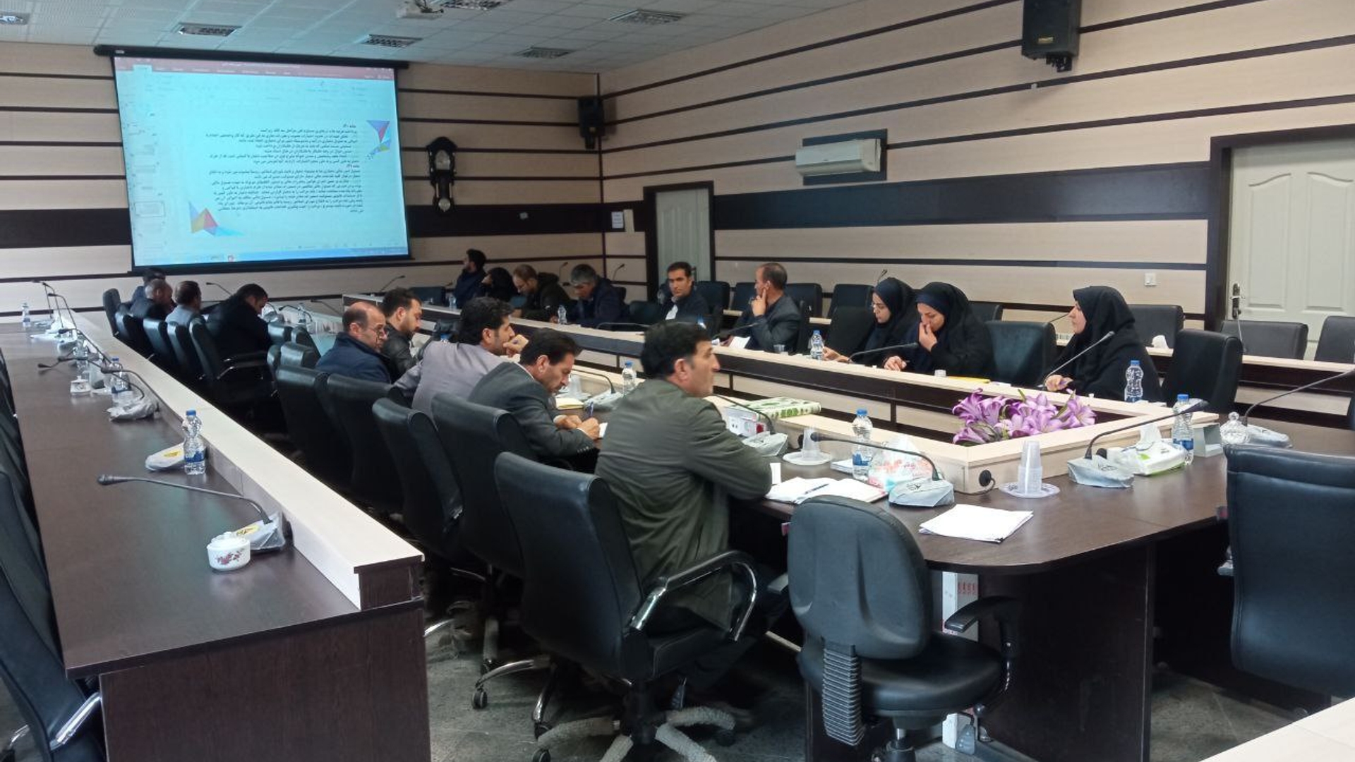 برگزاری شصت و نهمین کارگاه آموزشی ویژه دهیاران بخش مرکزی شهرستان خنداب